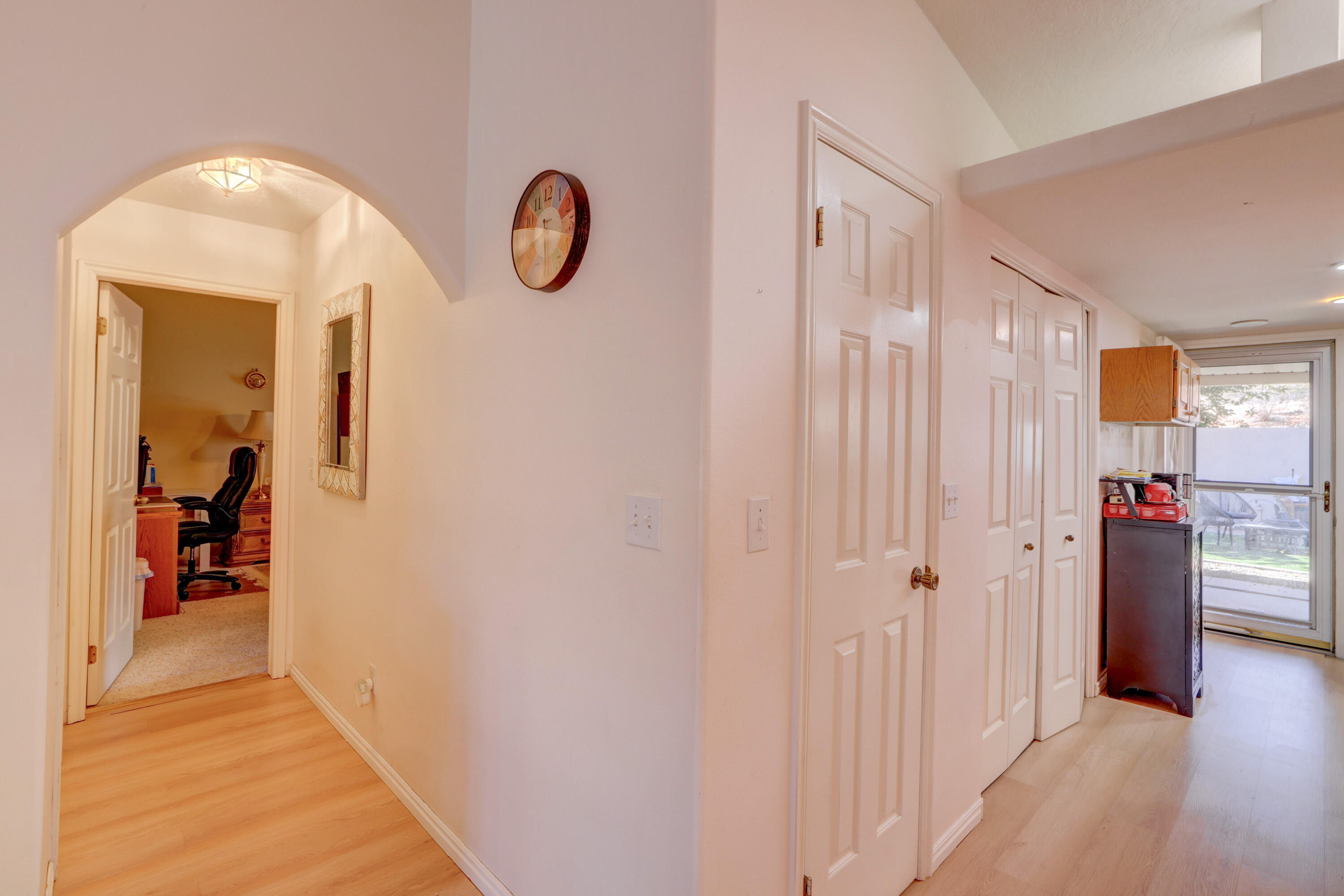 BLOOMINGTON KNOLLS TOWNHOMES - Residential