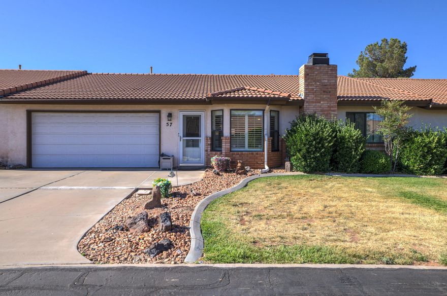Welcome to this beautiful, all one-level.Peaceful and serene setting  3-bedroom, split floor plan, 2-bedroom, 2 full baths, bright kitchen, great gas stove, window looks out to a water-SAVING SYNTHETIC TURF enclosed back yard, perfect for entertaining or stargazing. Large Master suite, spacious shower, with two shower heads. Large walk-in closet, Quality vinyl flooring throughout. Comfortable living room with a gas fireplace.
The community has a swimming pool & spa, tennis court, and pickleball court. BOOK EXCHANGE FEATURE ,TWO RV fenced storage. Sa