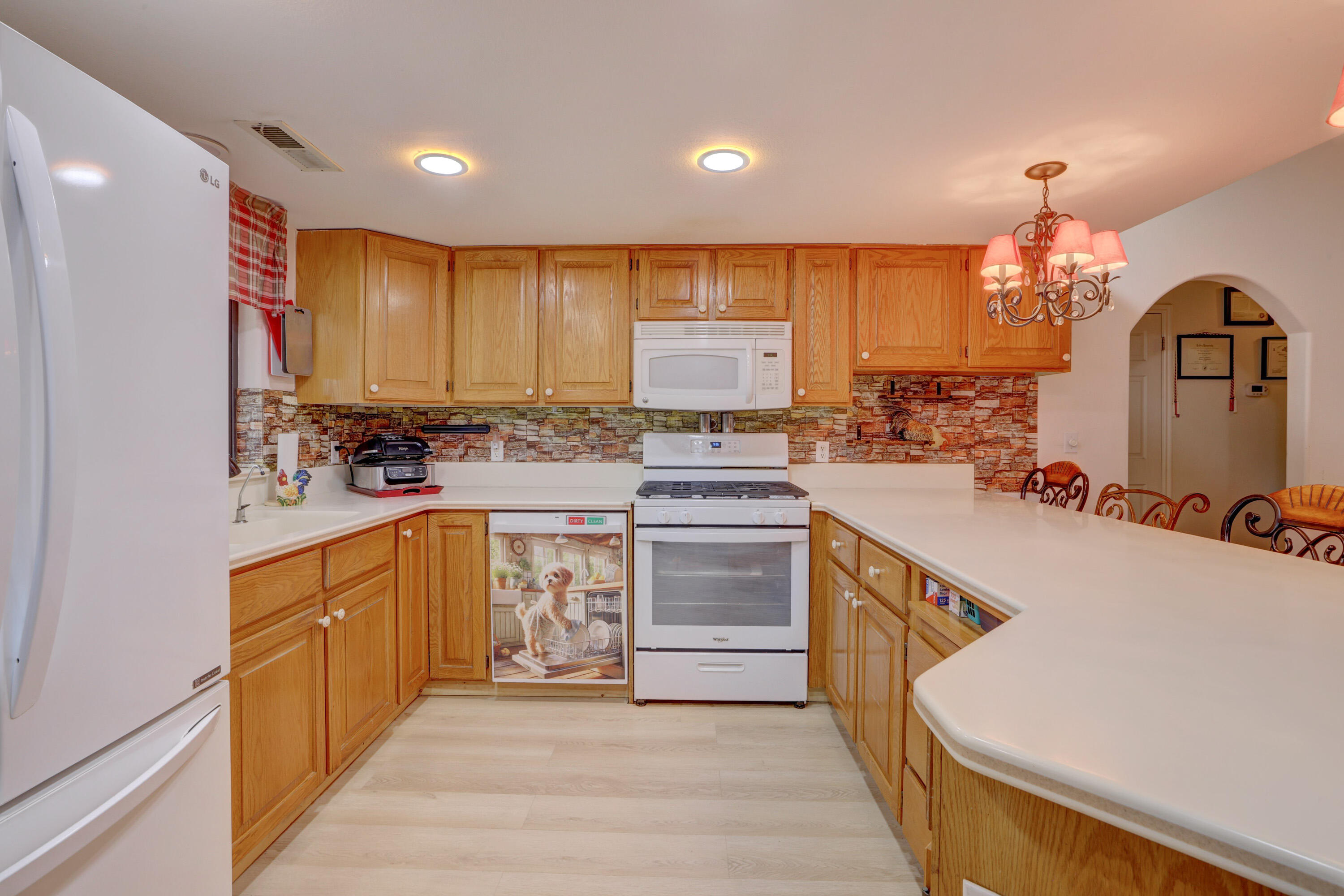 BLOOMINGTON KNOLLS TOWNHOMES - Residential