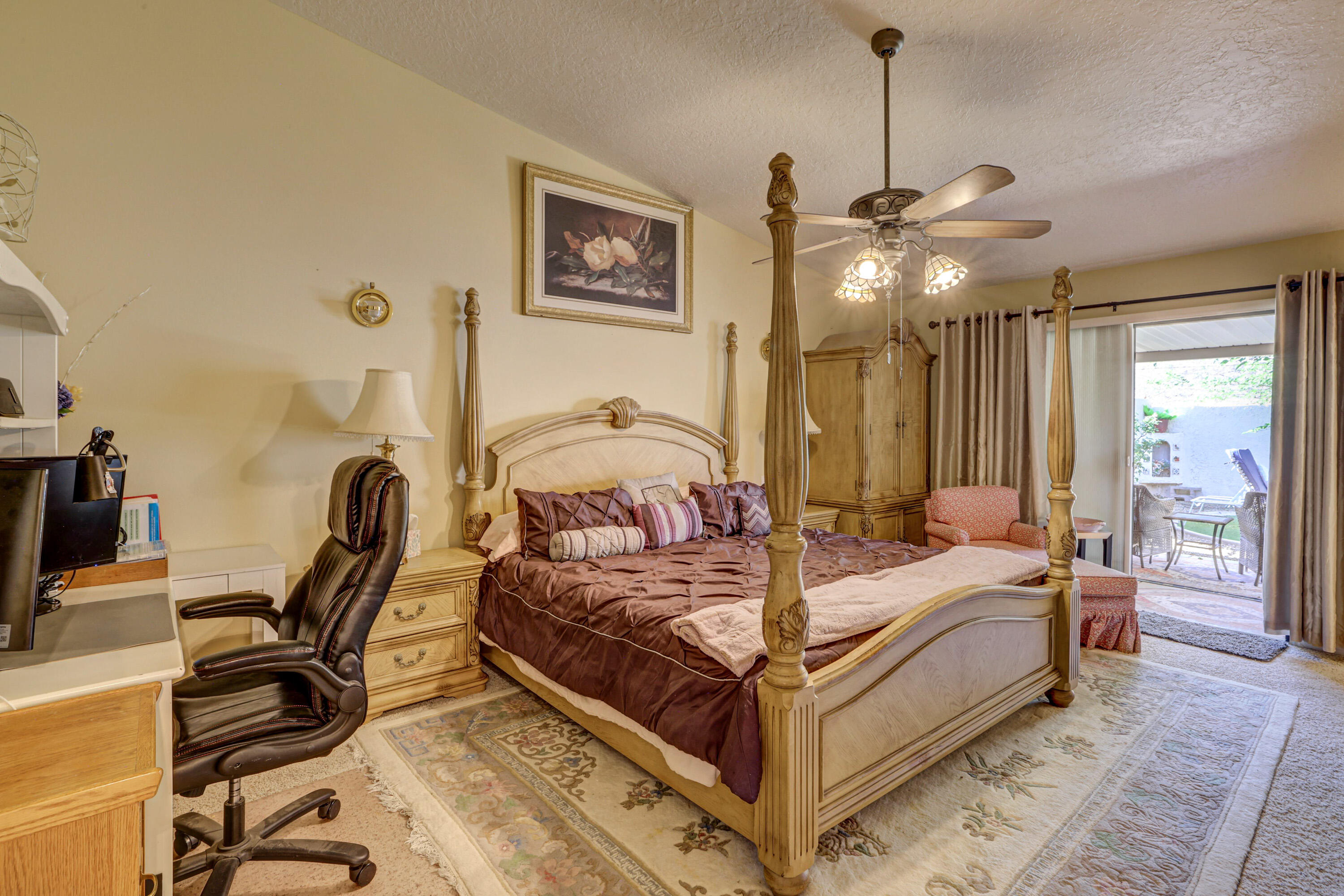 BLOOMINGTON KNOLLS TOWNHOMES - Residential