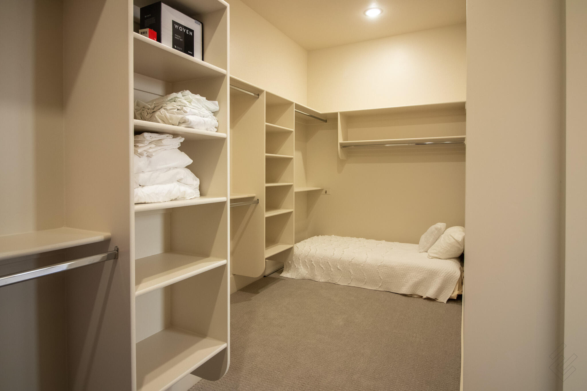 RED MESA AT SUNRISE VALLEY - Residential