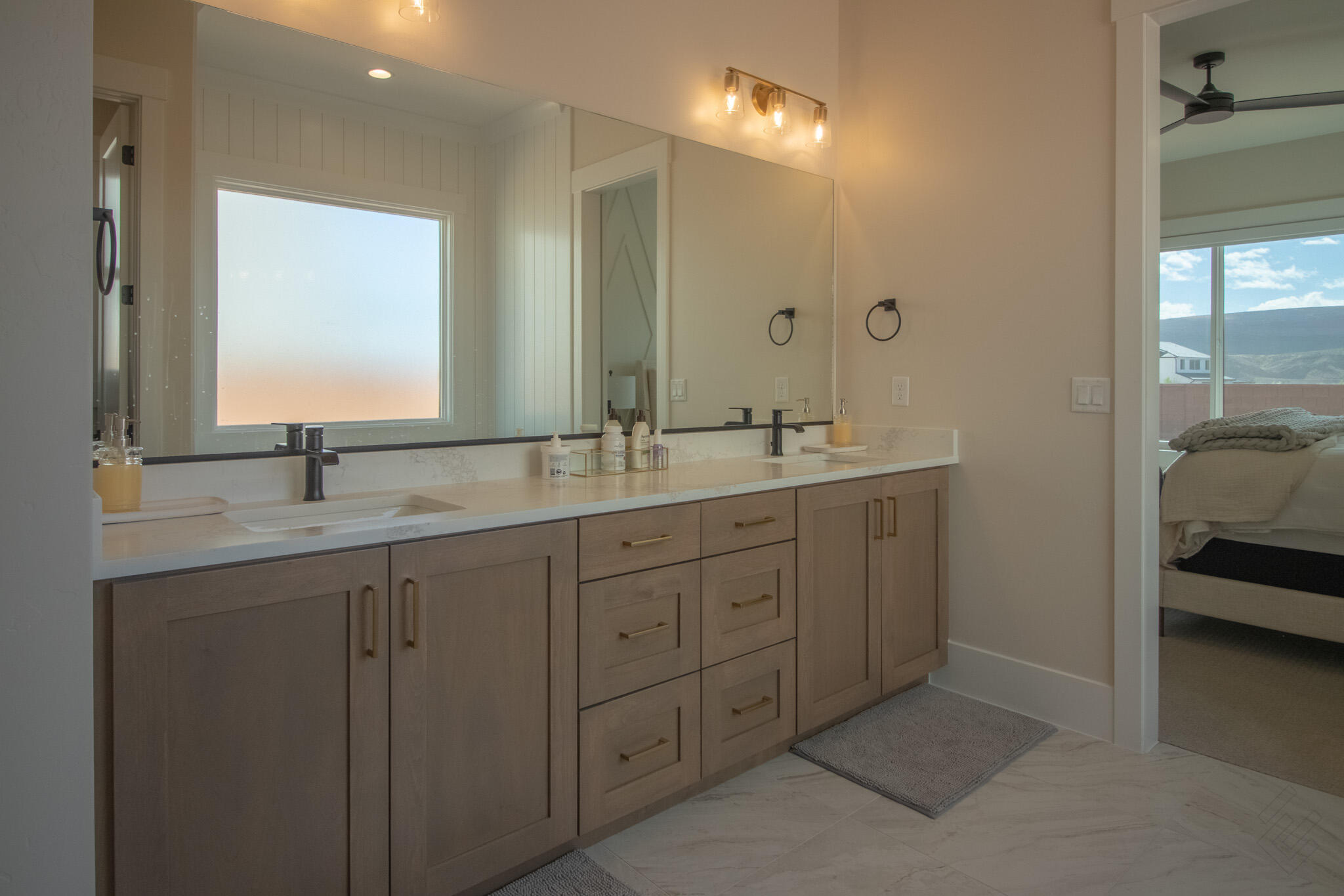 RED MESA AT SUNRISE VALLEY - Residential