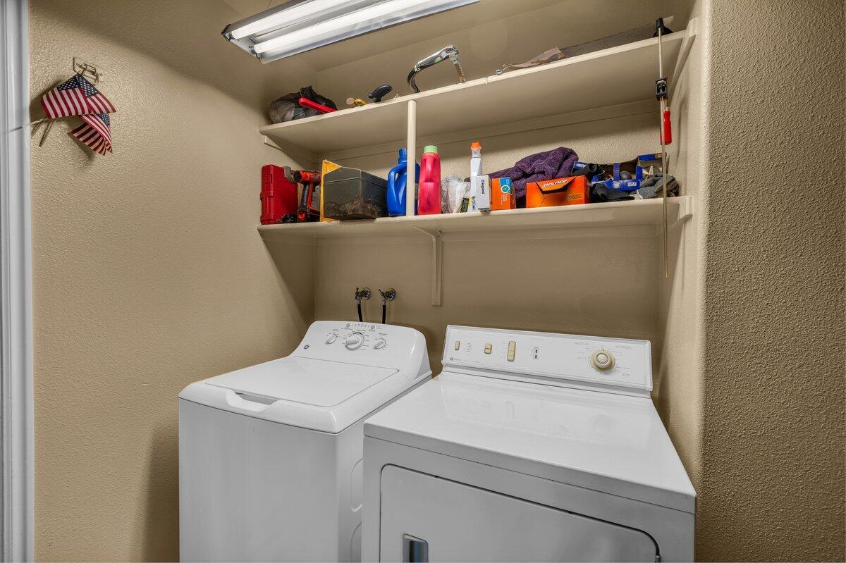 SPANISH GARDENS - Residential