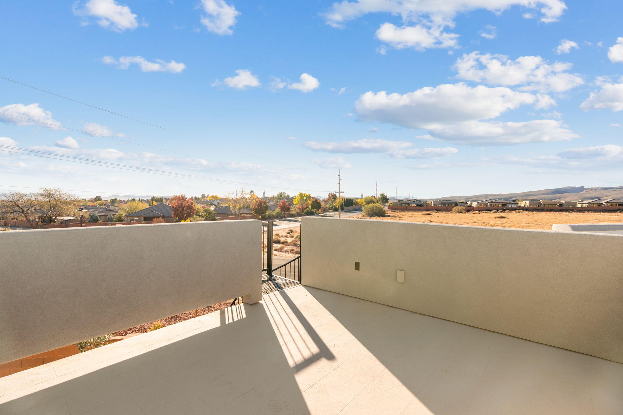 BLACK STONE - Residential