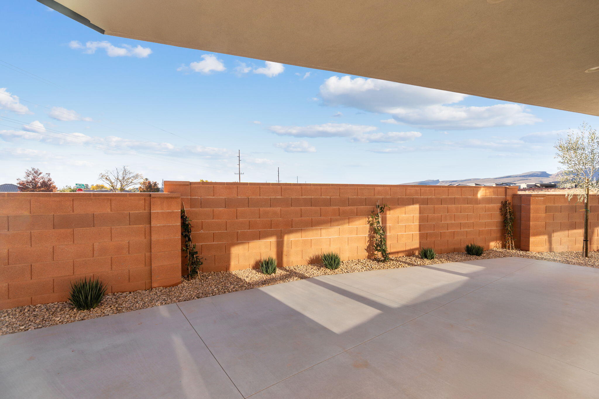 BLACK STONE - Residential