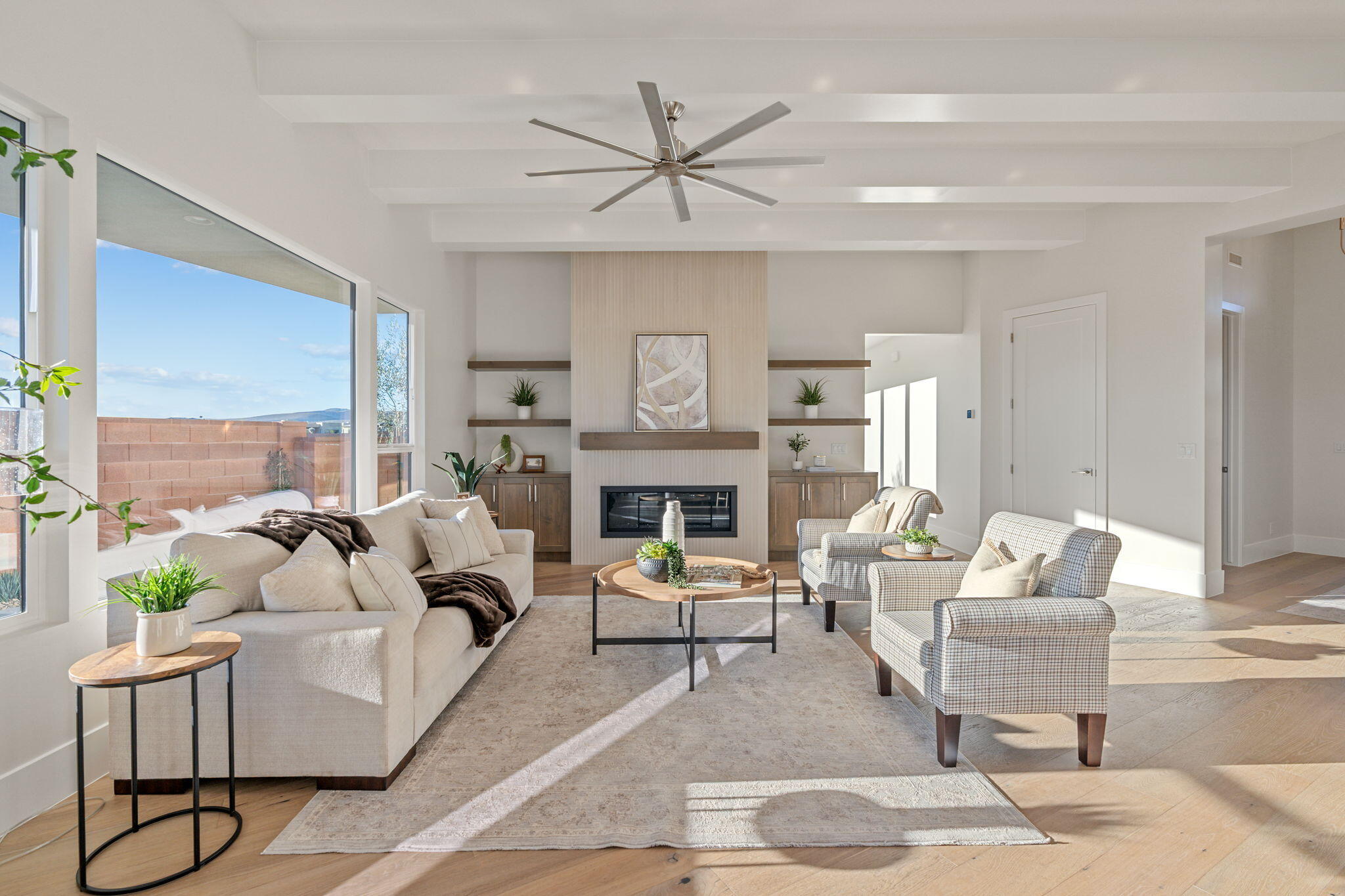 BLACK STONE - Residential