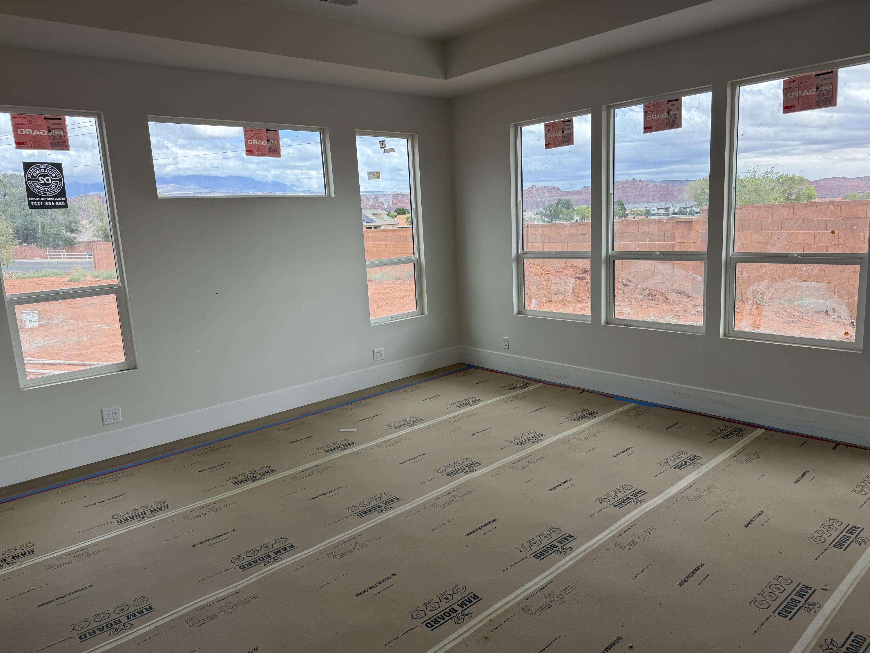 BLACK STONE - Residential