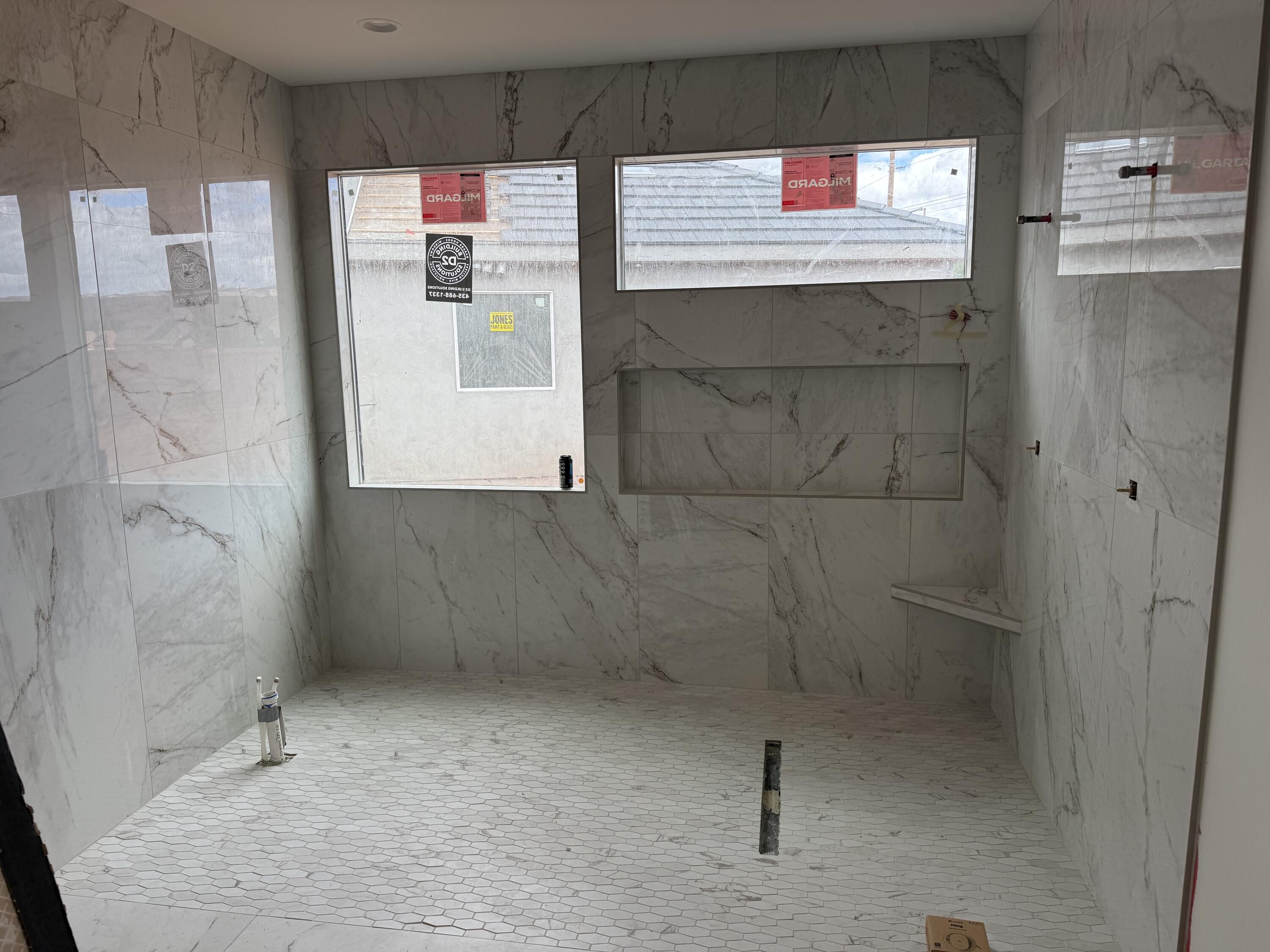 BLACK STONE - Residential