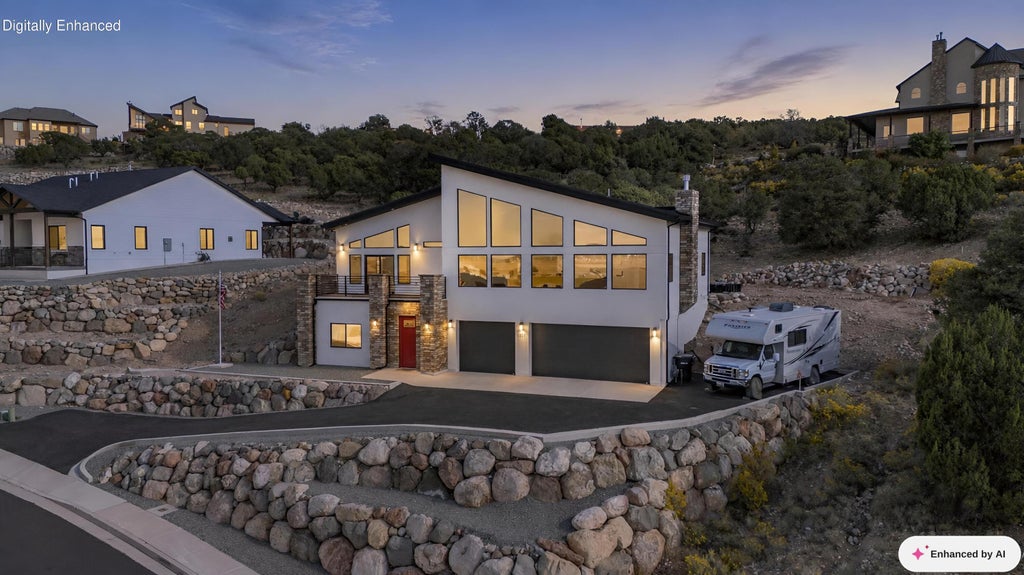 Photo of 3327 W Kingsbury DR, Cedar City, UT 84720 (MLS # 26-277047)