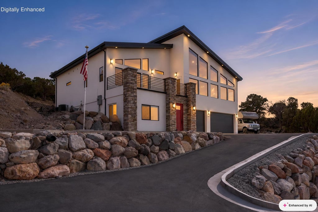 Photo of 3327 W Kingsbury DR, Cedar City, UT 84720 (MLS # 26-277047)