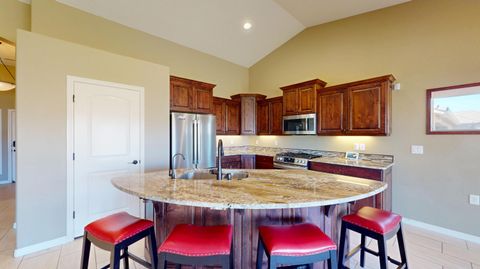 Tiny photo for 4260 S Painted Finch DR, Saint George, UT 84790 (MLS # 25-264977)