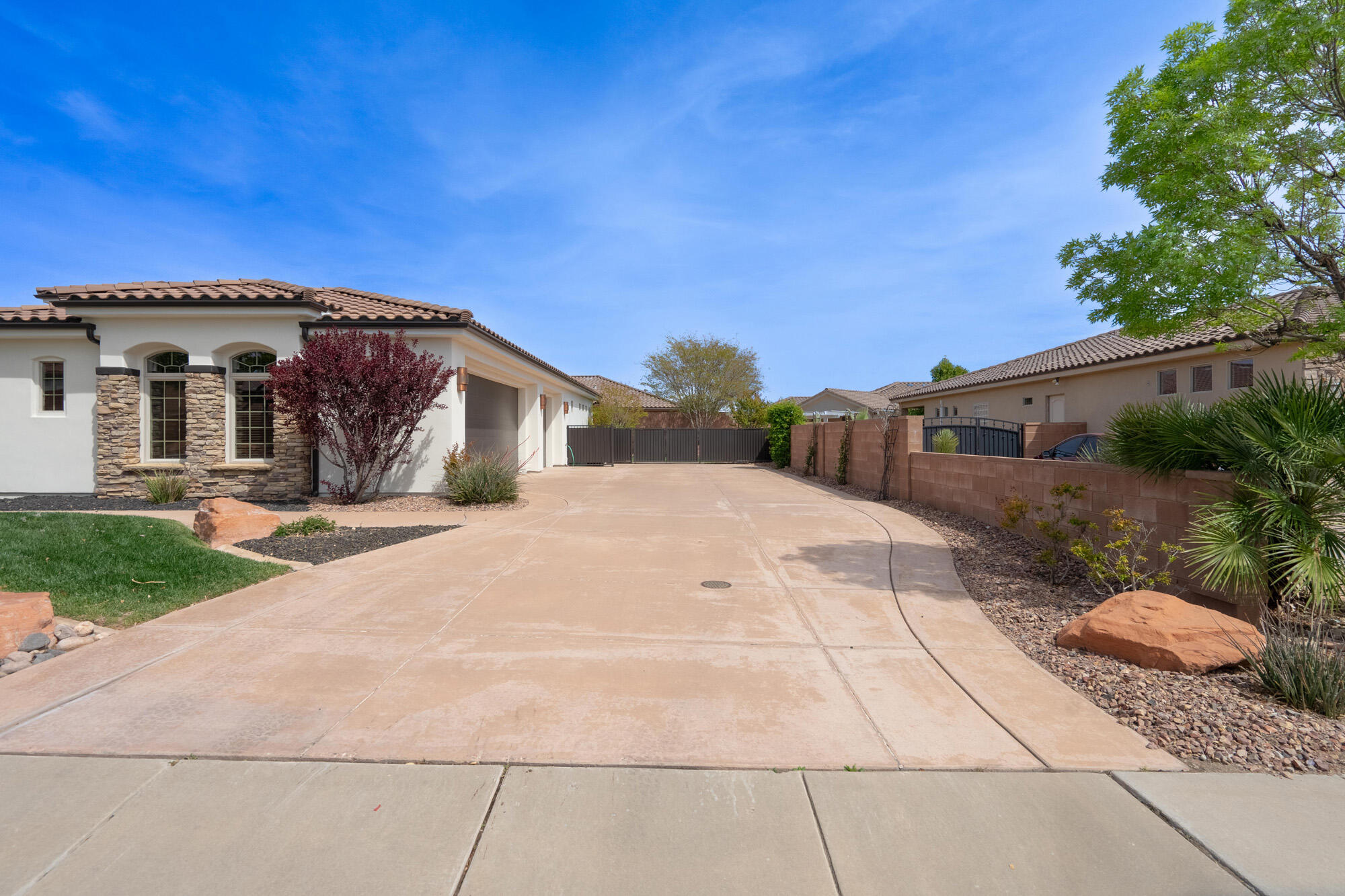 SILVERSTONE AT GREEN SPRINGS - Residential