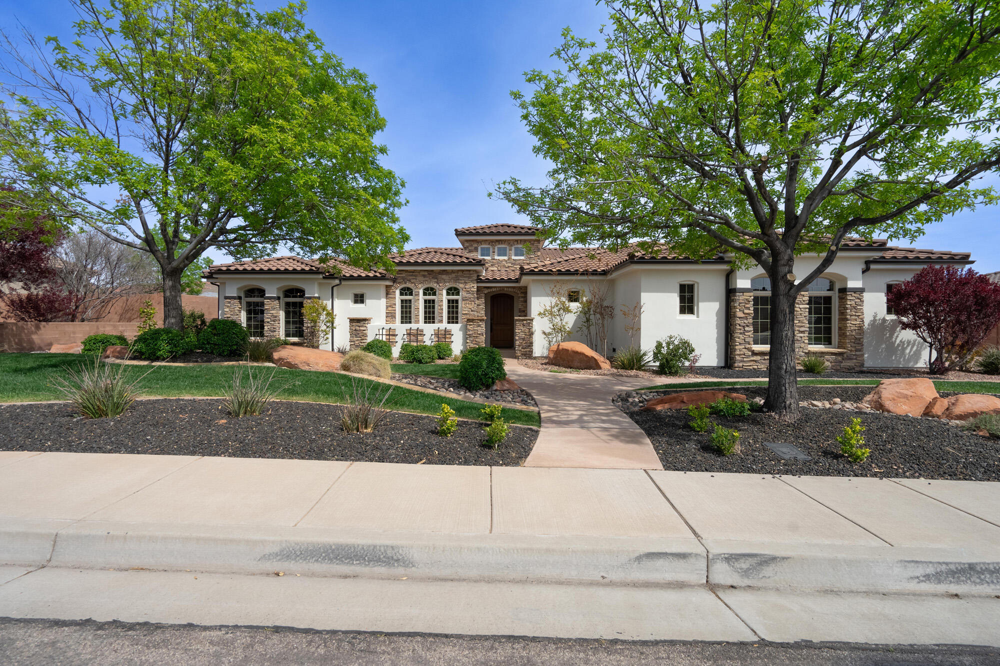 SILVERSTONE AT GREEN SPRINGS - Residential