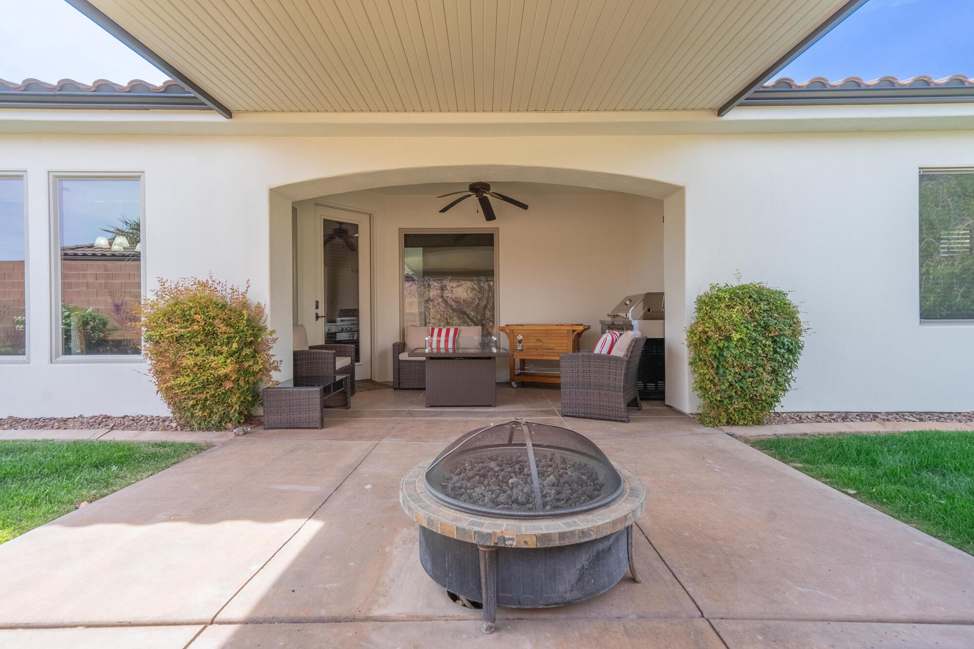 SILVERSTONE AT GREEN SPRINGS - Residential