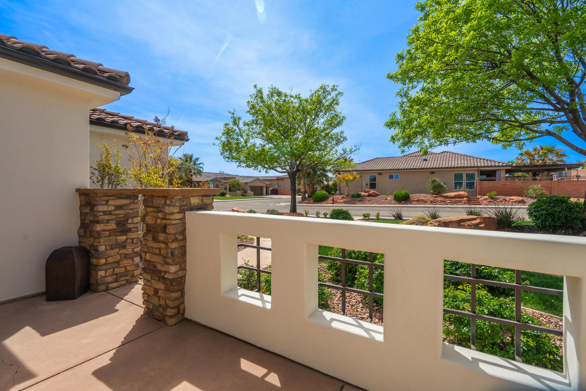 SILVERSTONE AT GREEN SPRINGS - Residential