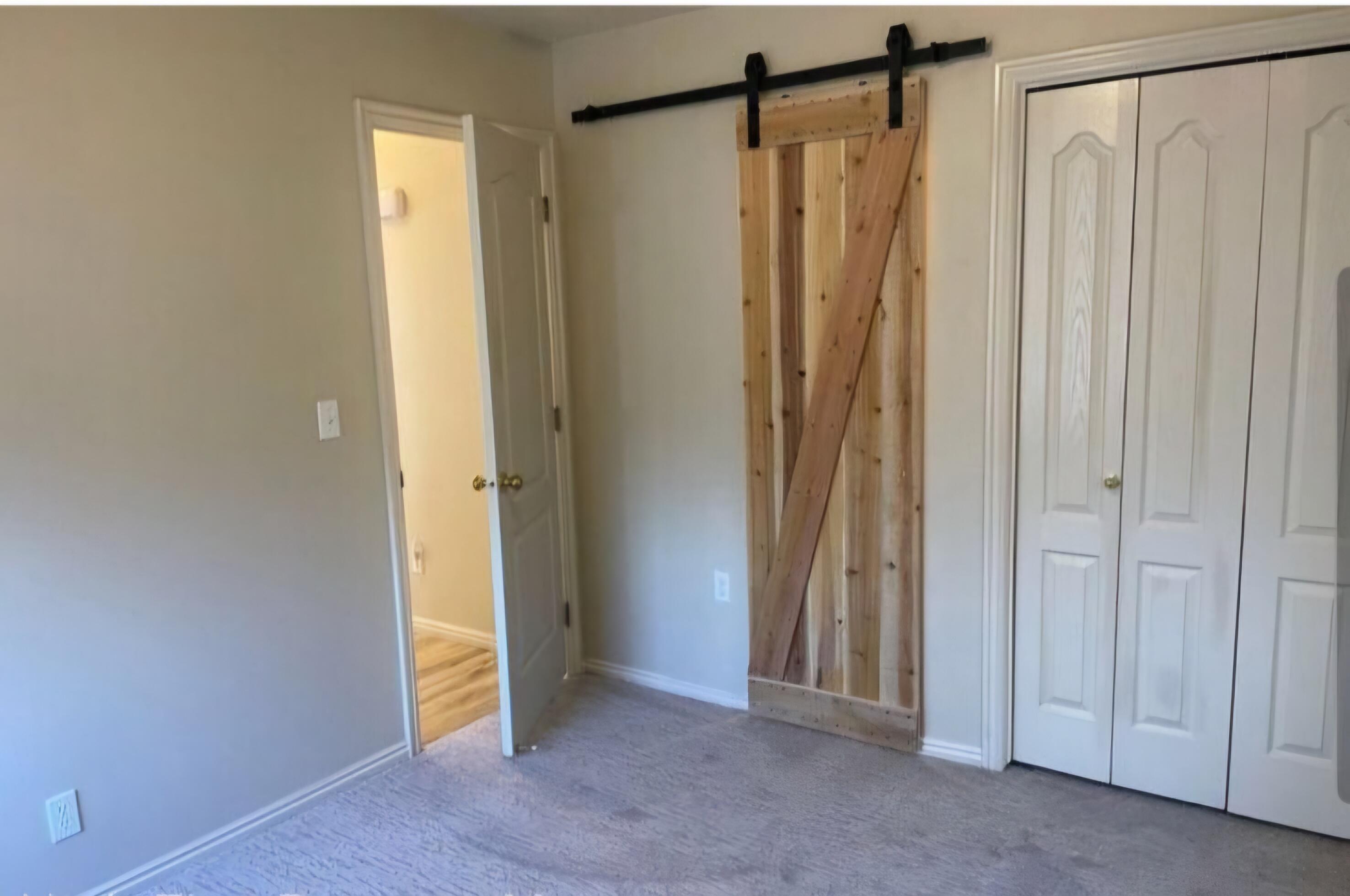 SHADOW CANYON - Residential