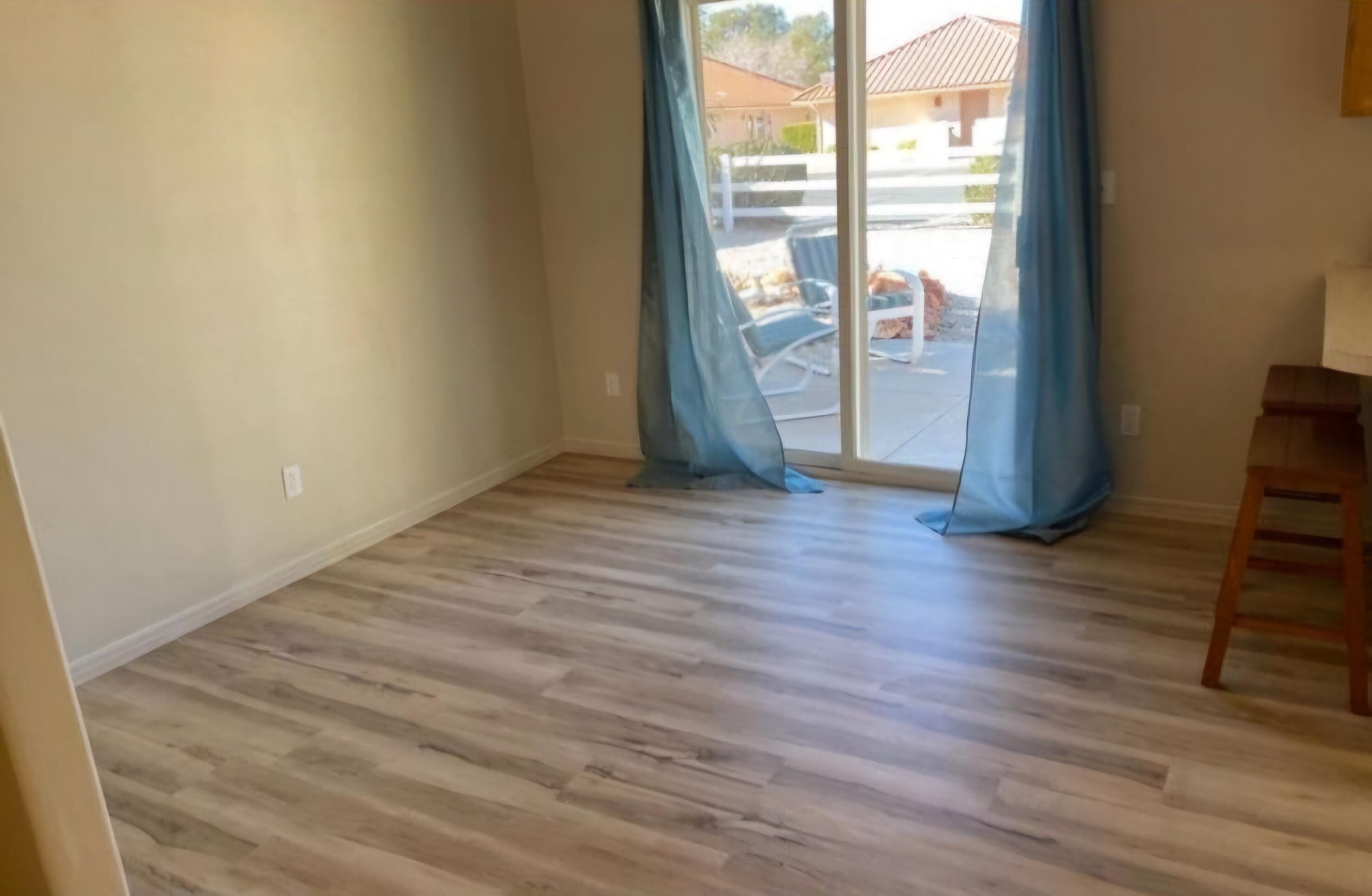 SHADOW CANYON - Residential