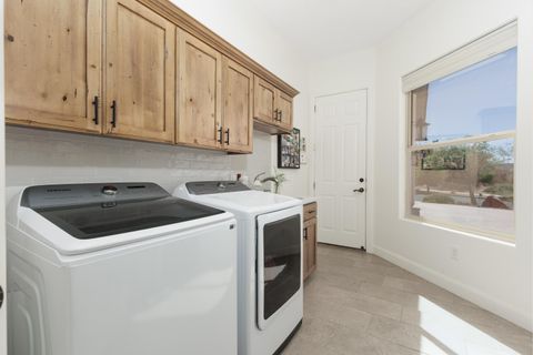 Tiny photo for 3177 E BROKEN ROCK Way, Washington, UT 84780 (MLS # 26-271089)