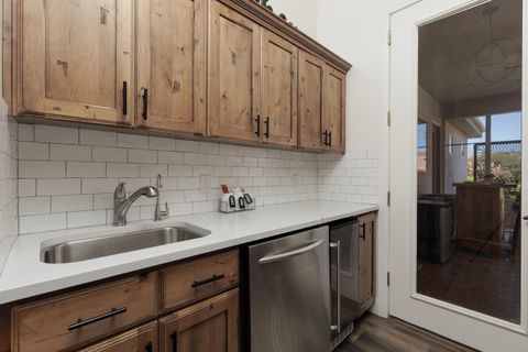 Tiny photo for 3177 E BROKEN ROCK Way, Washington, UT 84780 (MLS # 26-271089)