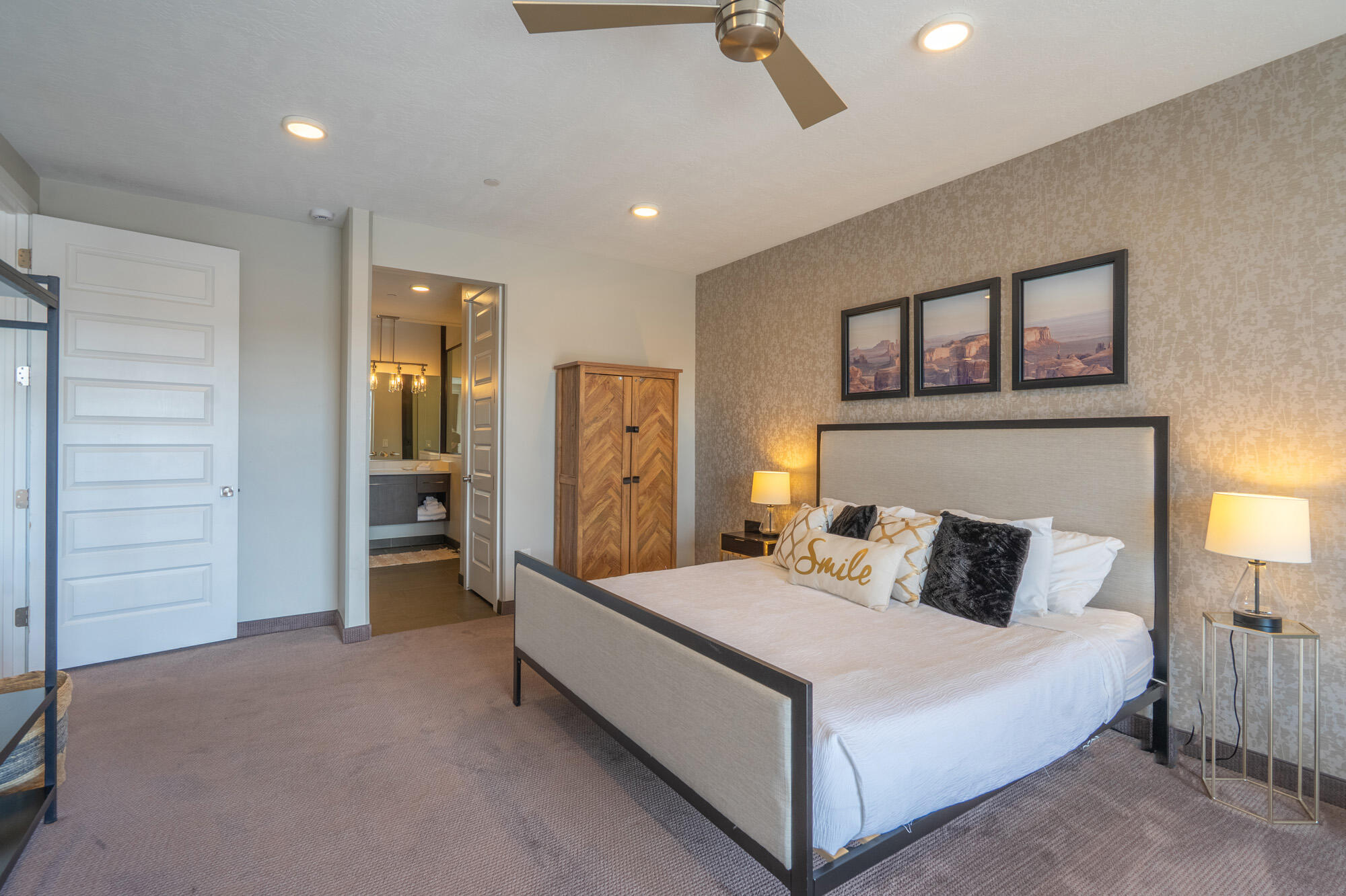 VILLAS AT SAND HOLLOW - Residential