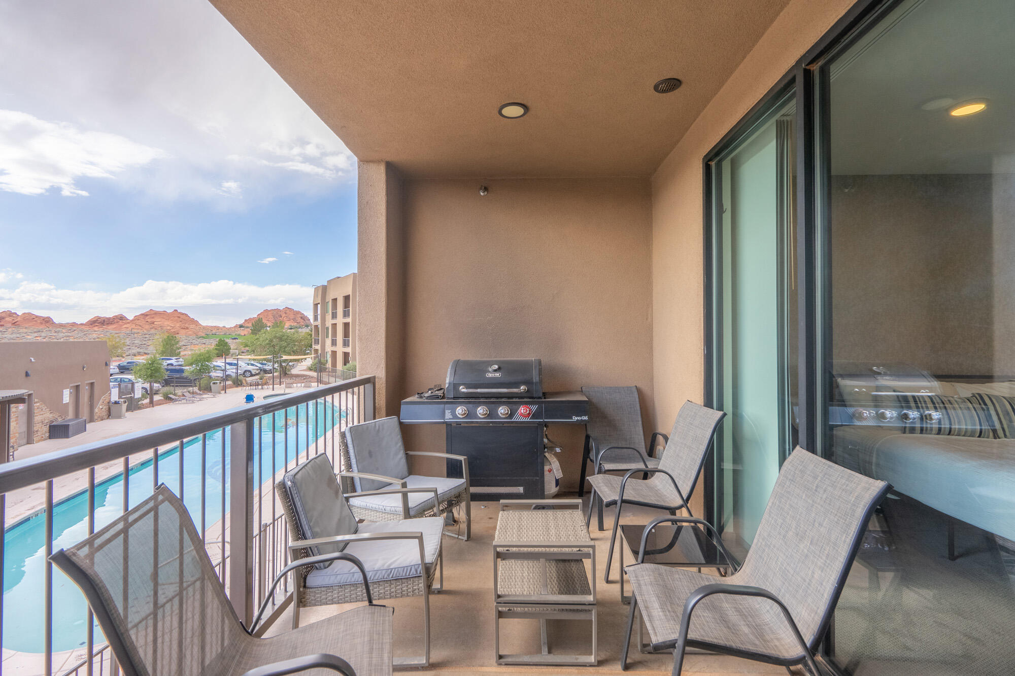 VILLAS AT SAND HOLLOW - Residential