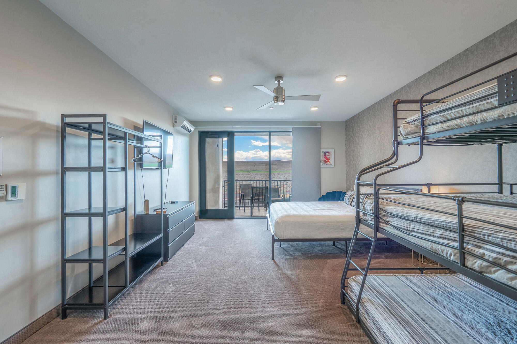 VILLAS AT SAND HOLLOW - Residential