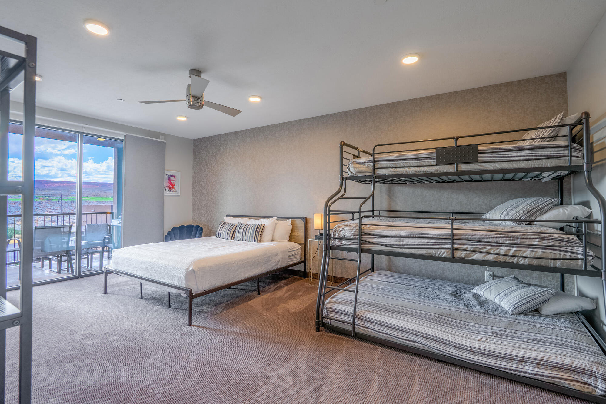 VILLAS AT SAND HOLLOW - Residential