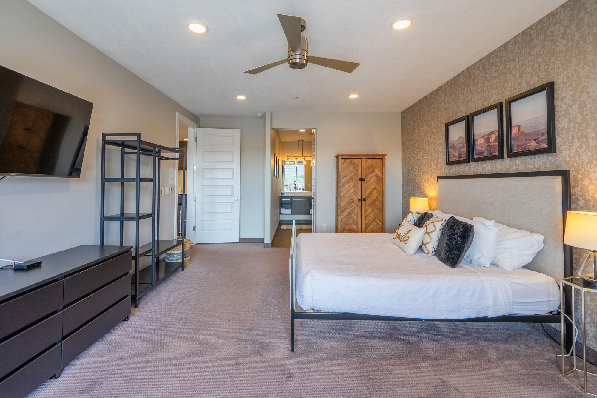 VILLAS AT SAND HOLLOW - Residential