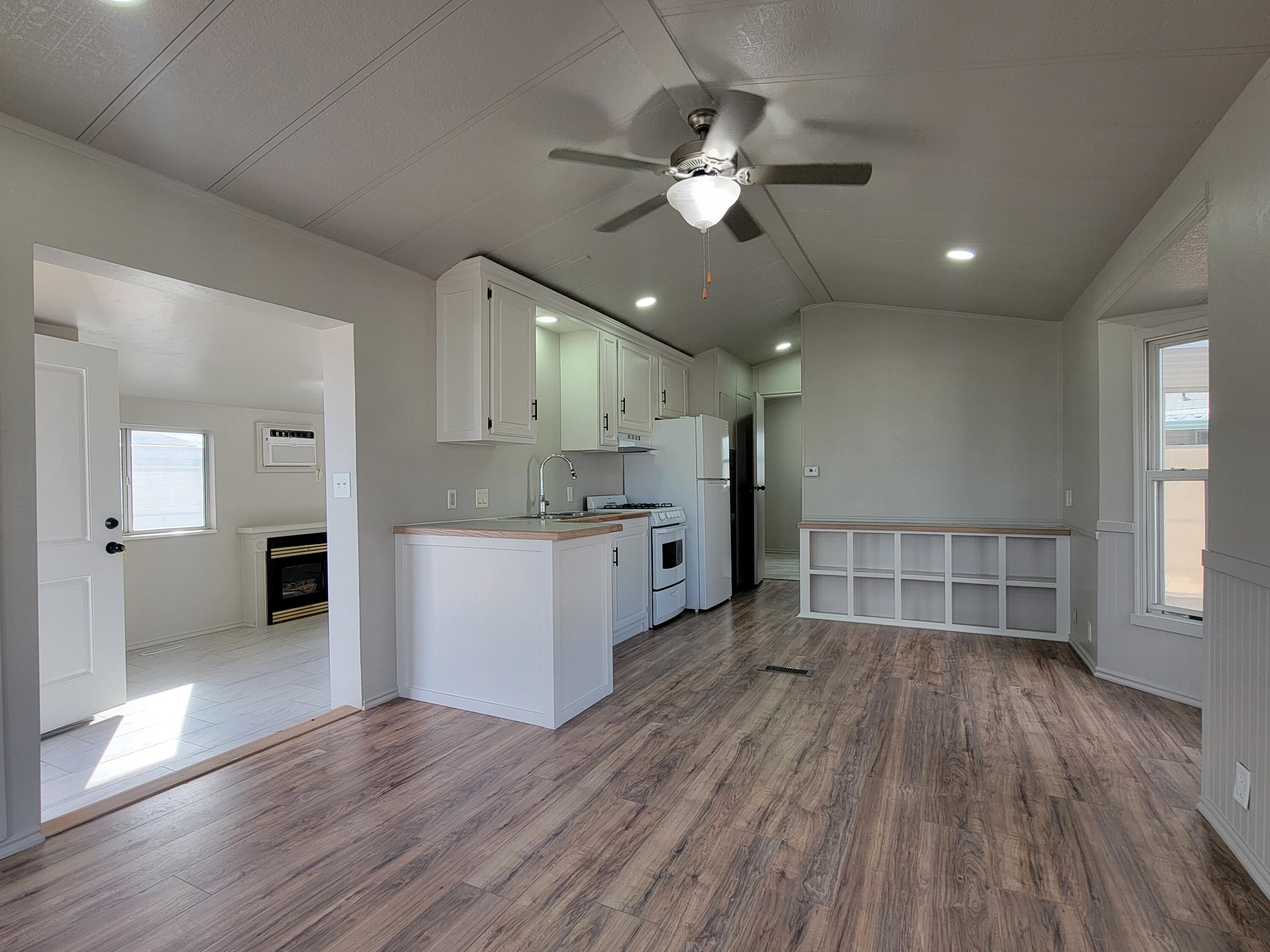 CHEROKEE SPRINGS RV PARK - Residential