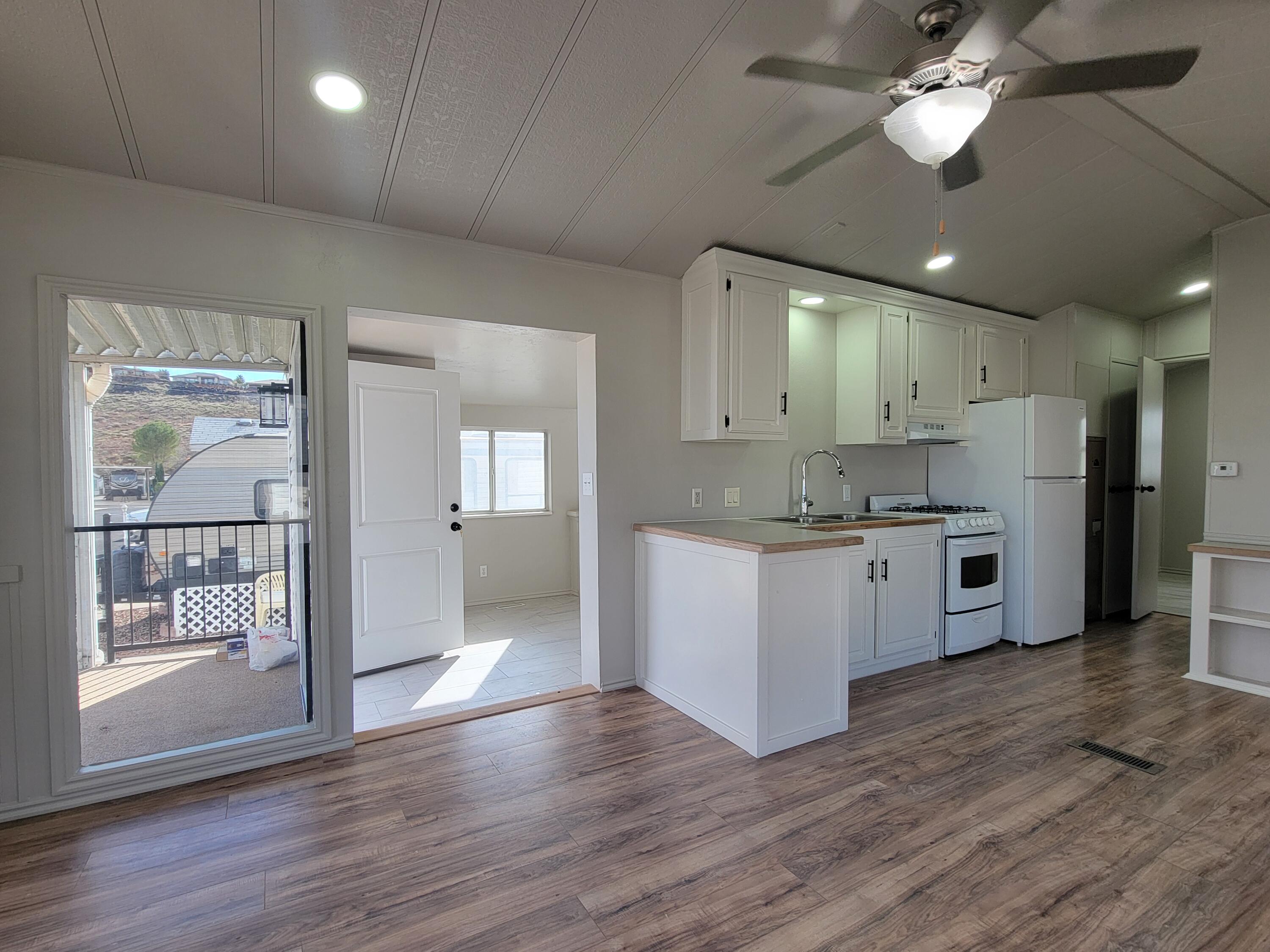 CHEROKEE SPRINGS RV PARK - Residential