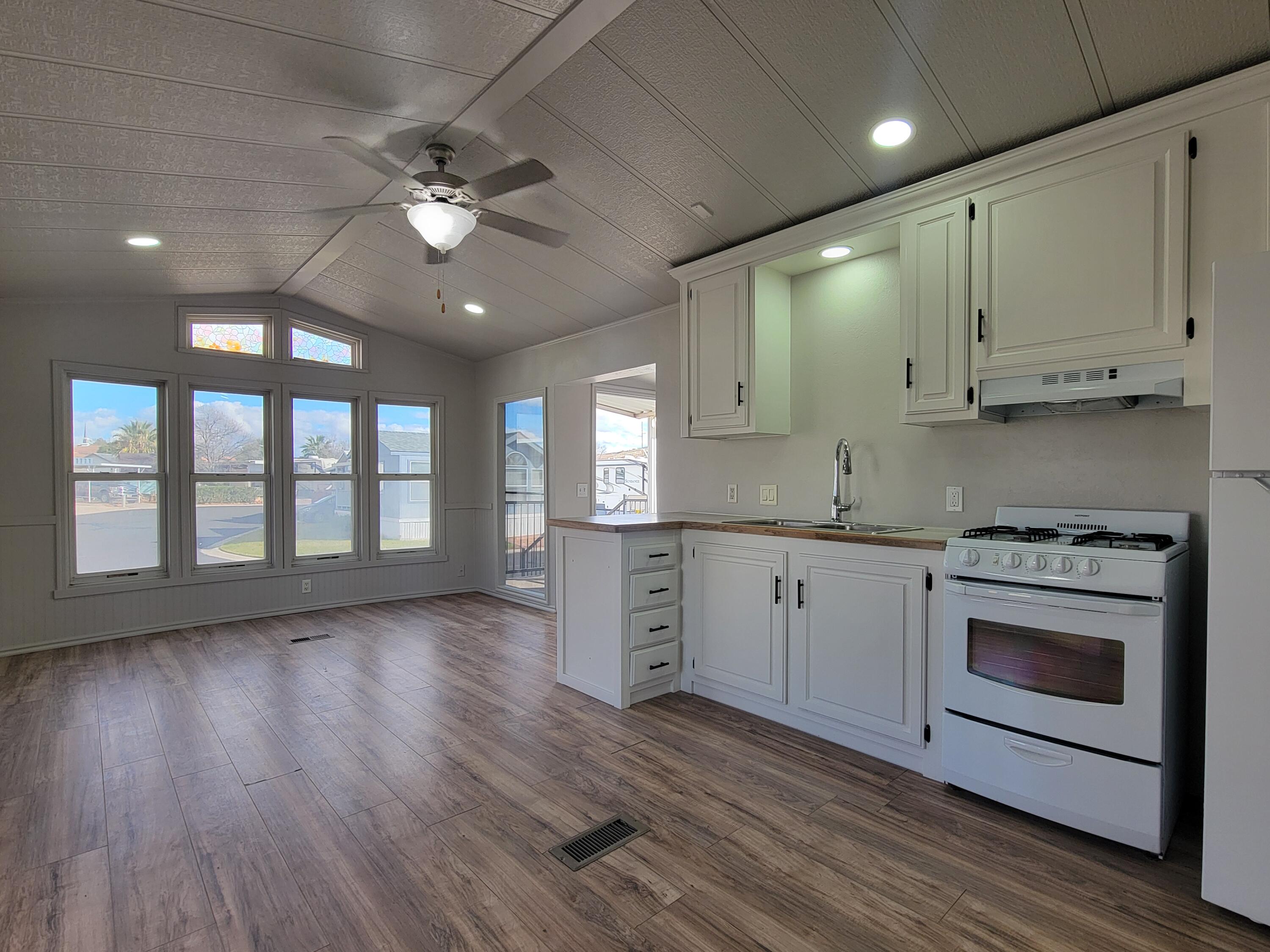 CHEROKEE SPRINGS RV PARK - Residential