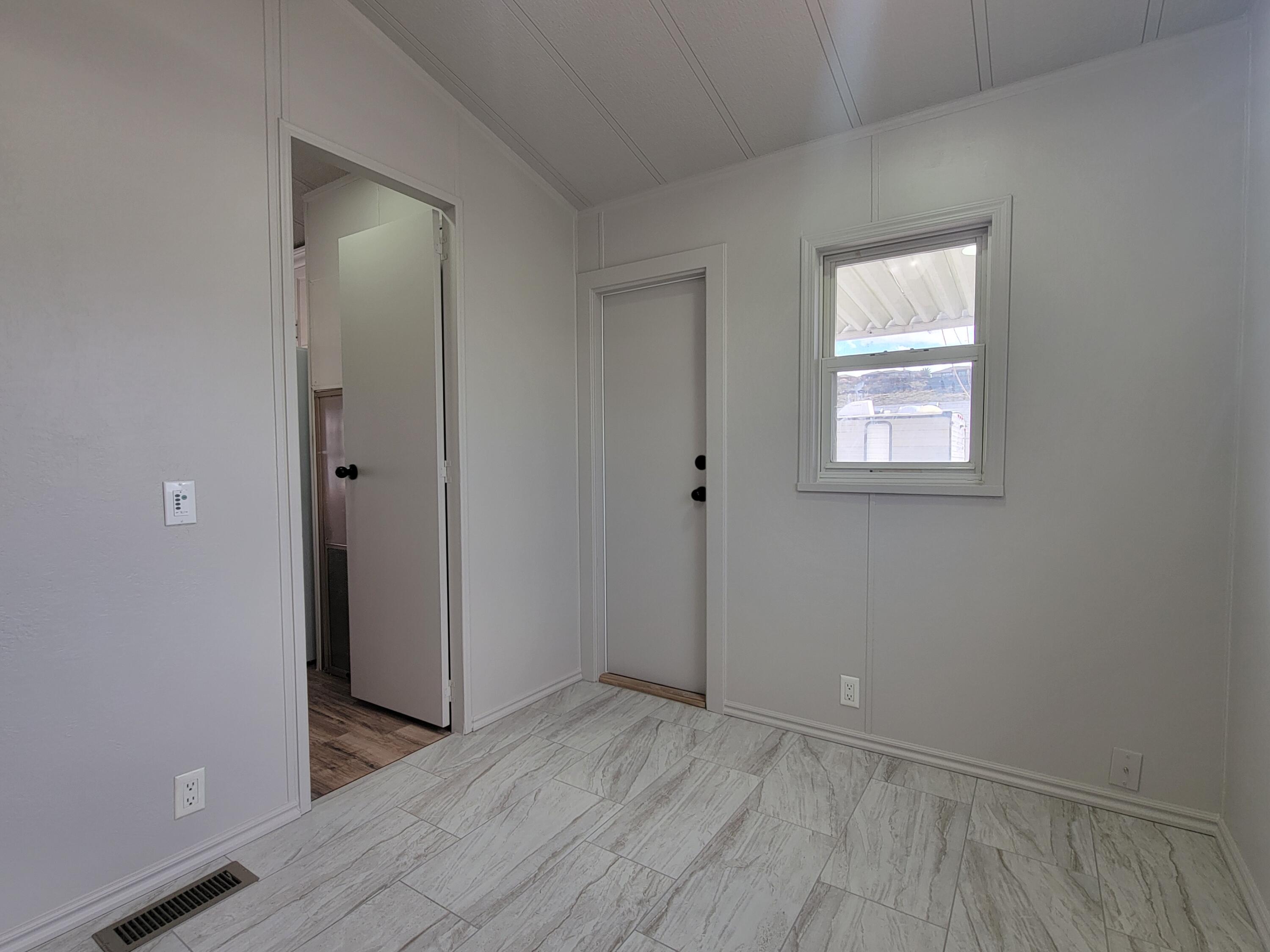 CHEROKEE SPRINGS RV PARK - Residential