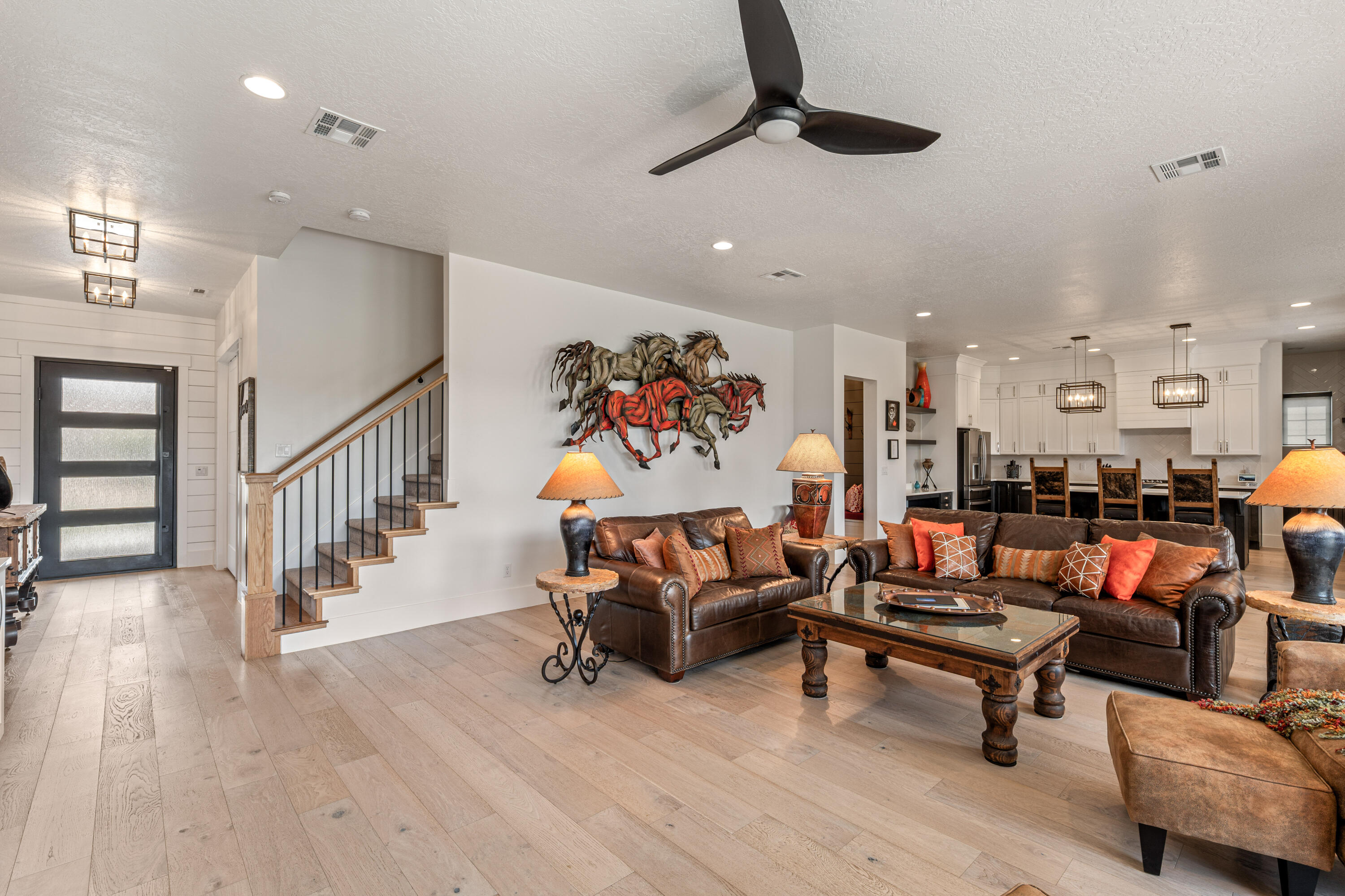 SOUTHERN VISTAS - Residential