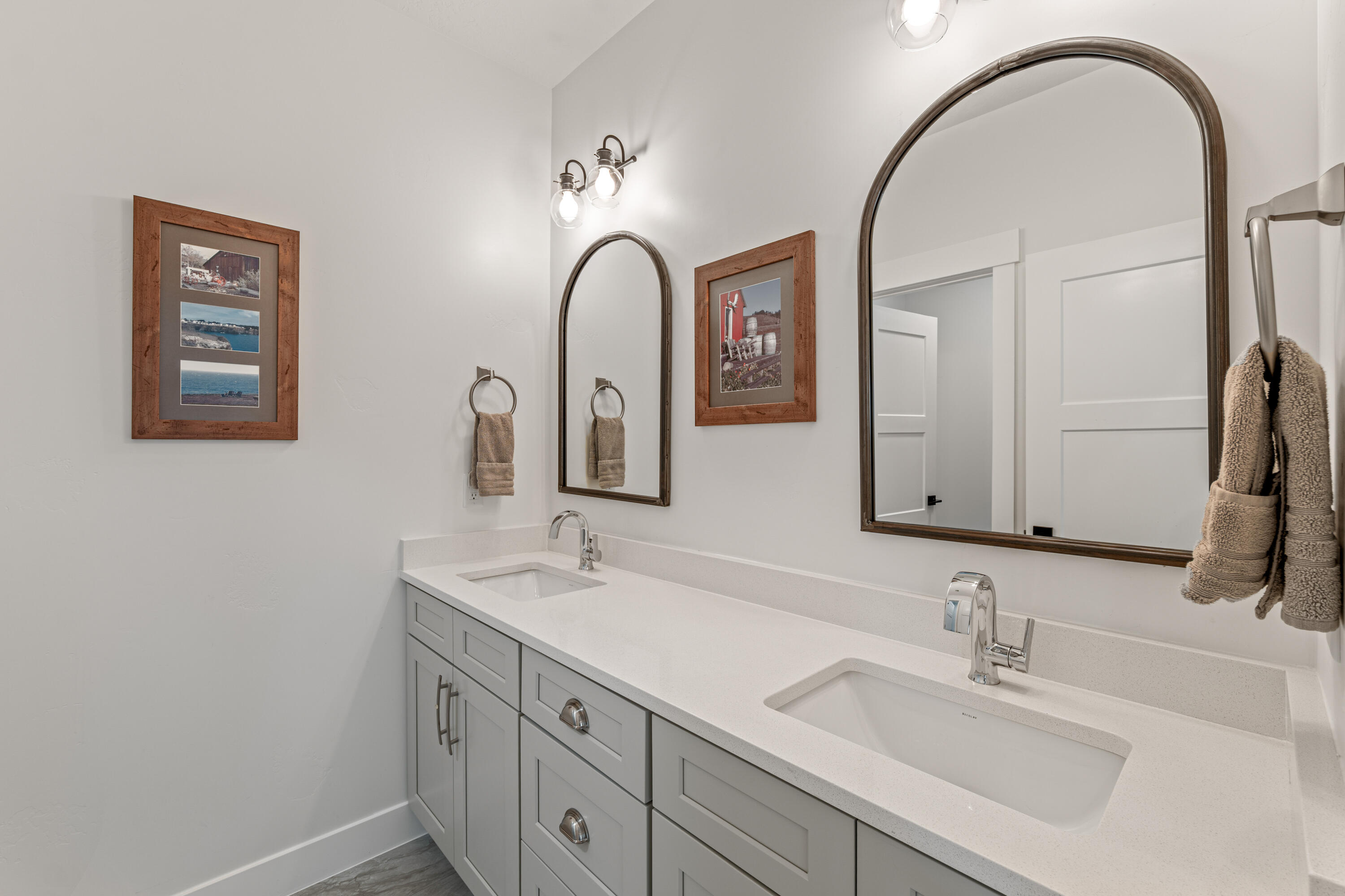 SOUTHERN VISTAS - Residential