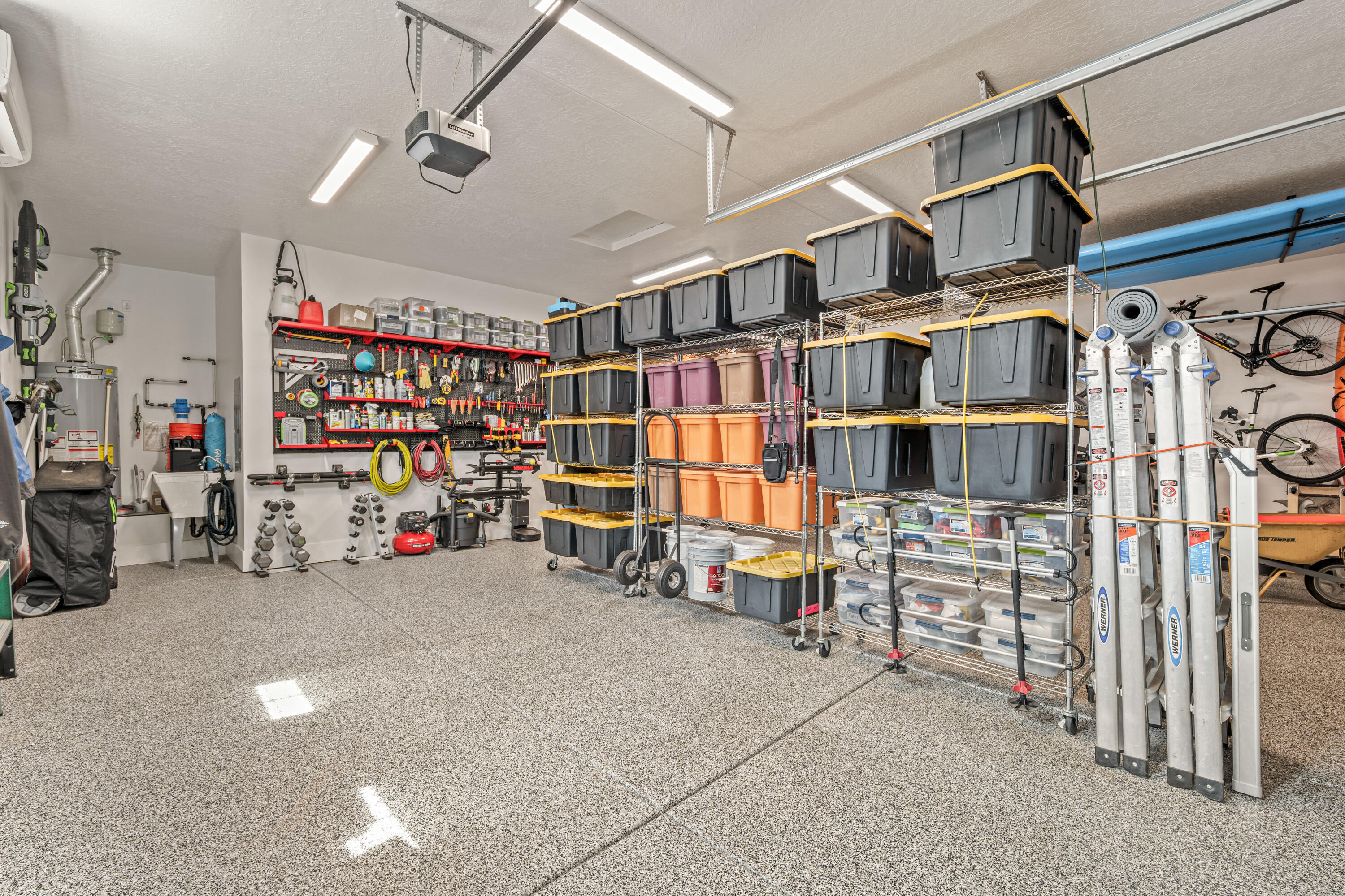 SOUTHERN VISTAS - Residential