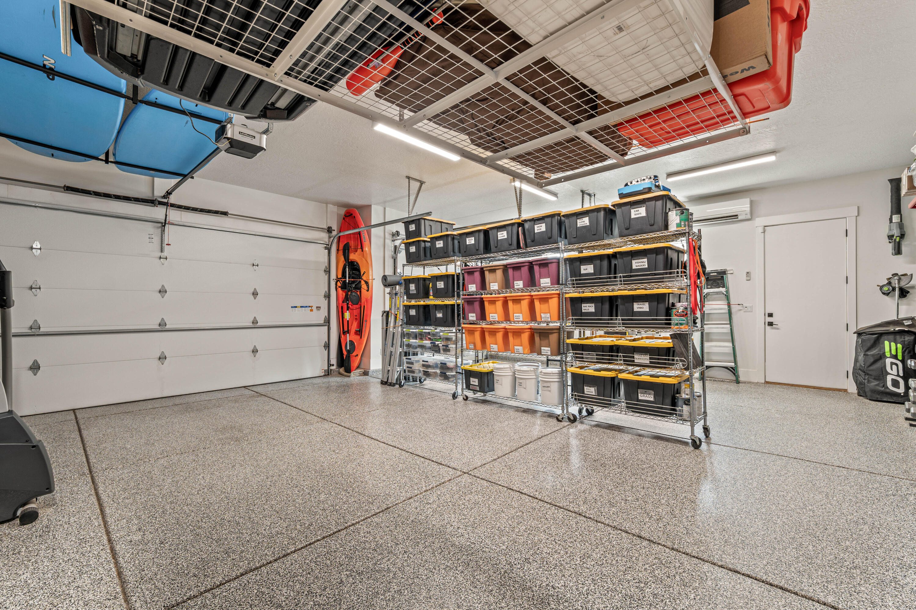 SOUTHERN VISTAS - Residential