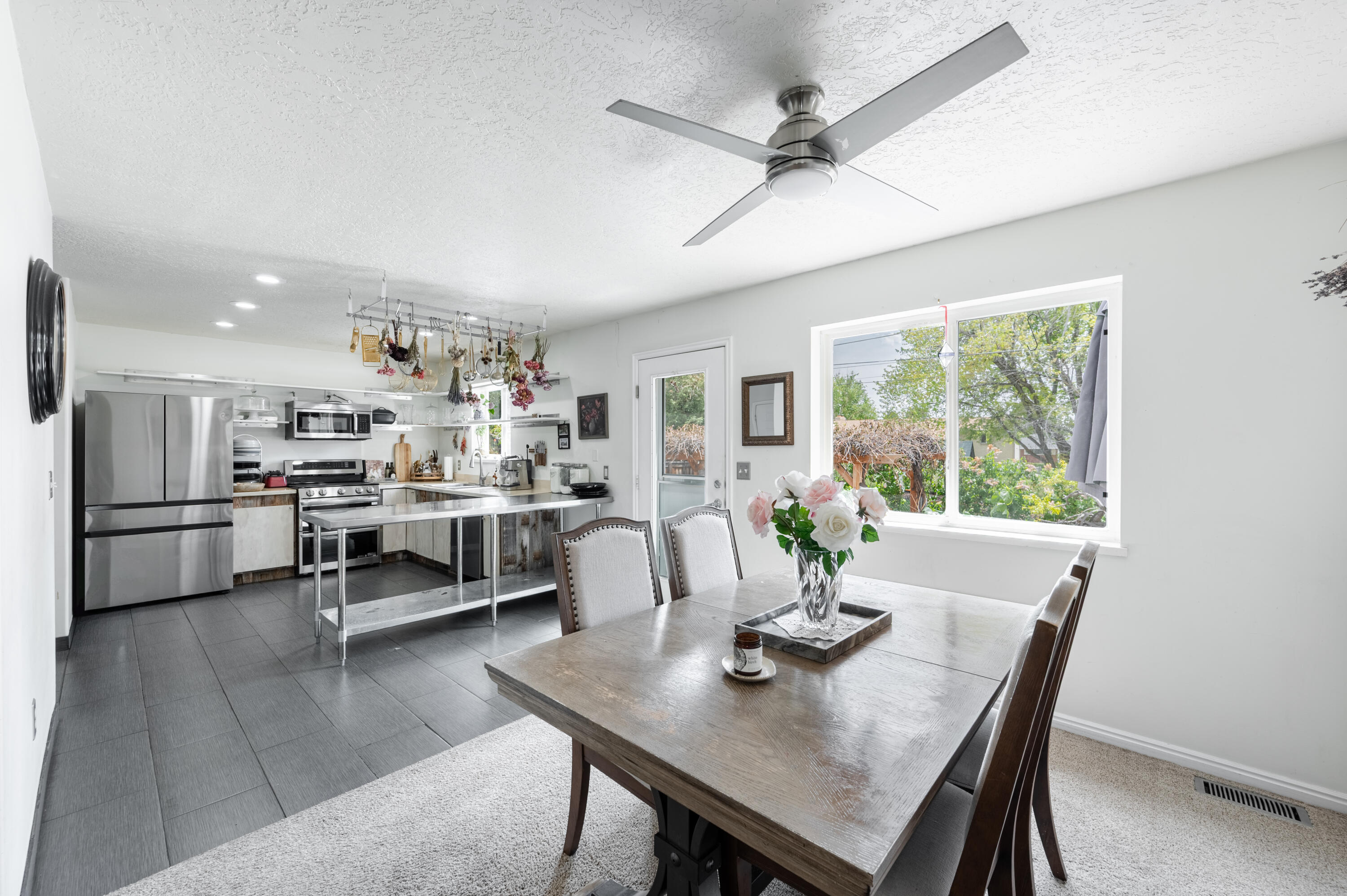 VALLEY VIEW HEIGHTS - Residential