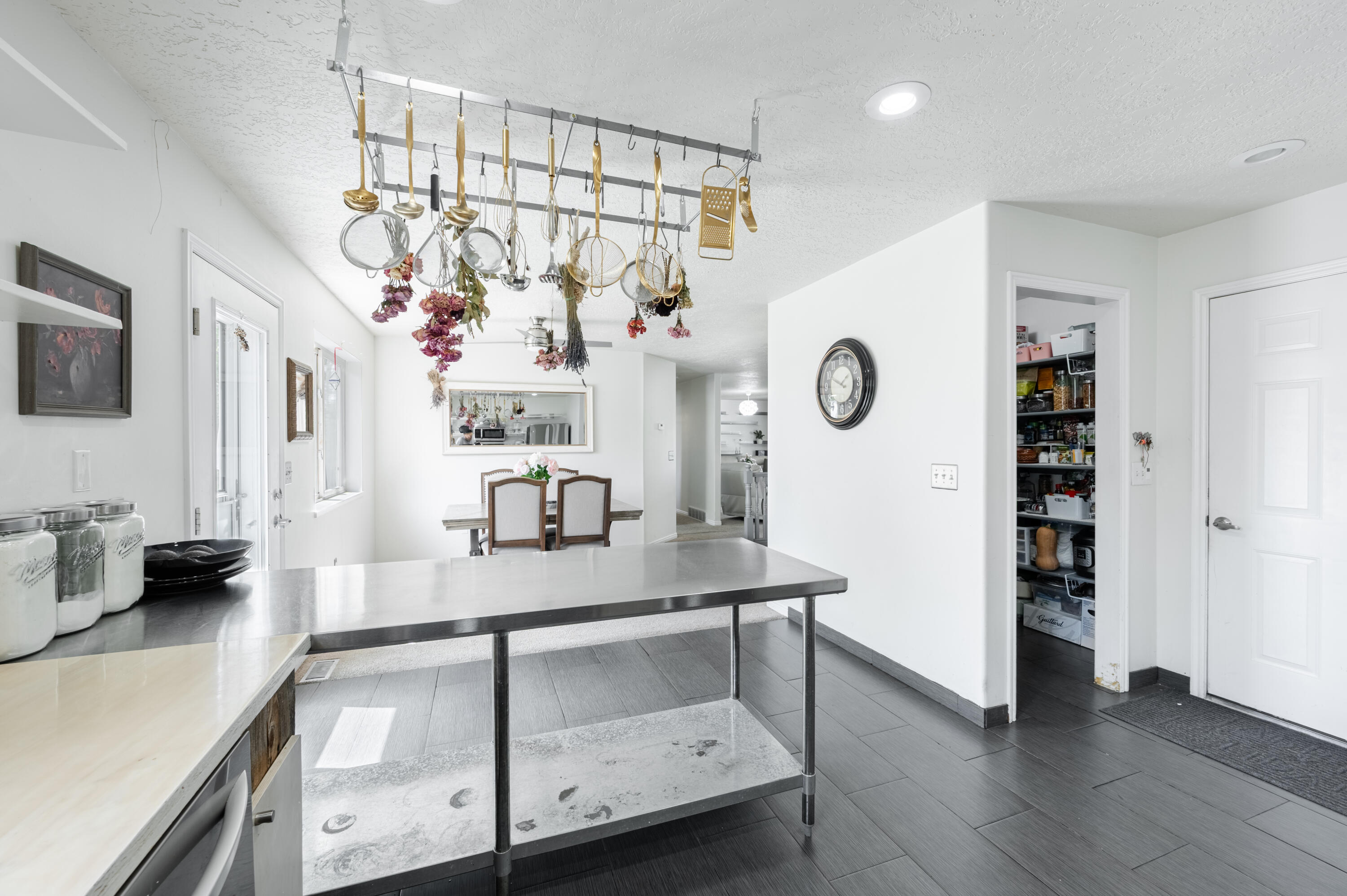 VALLEY VIEW HEIGHTS - Residential