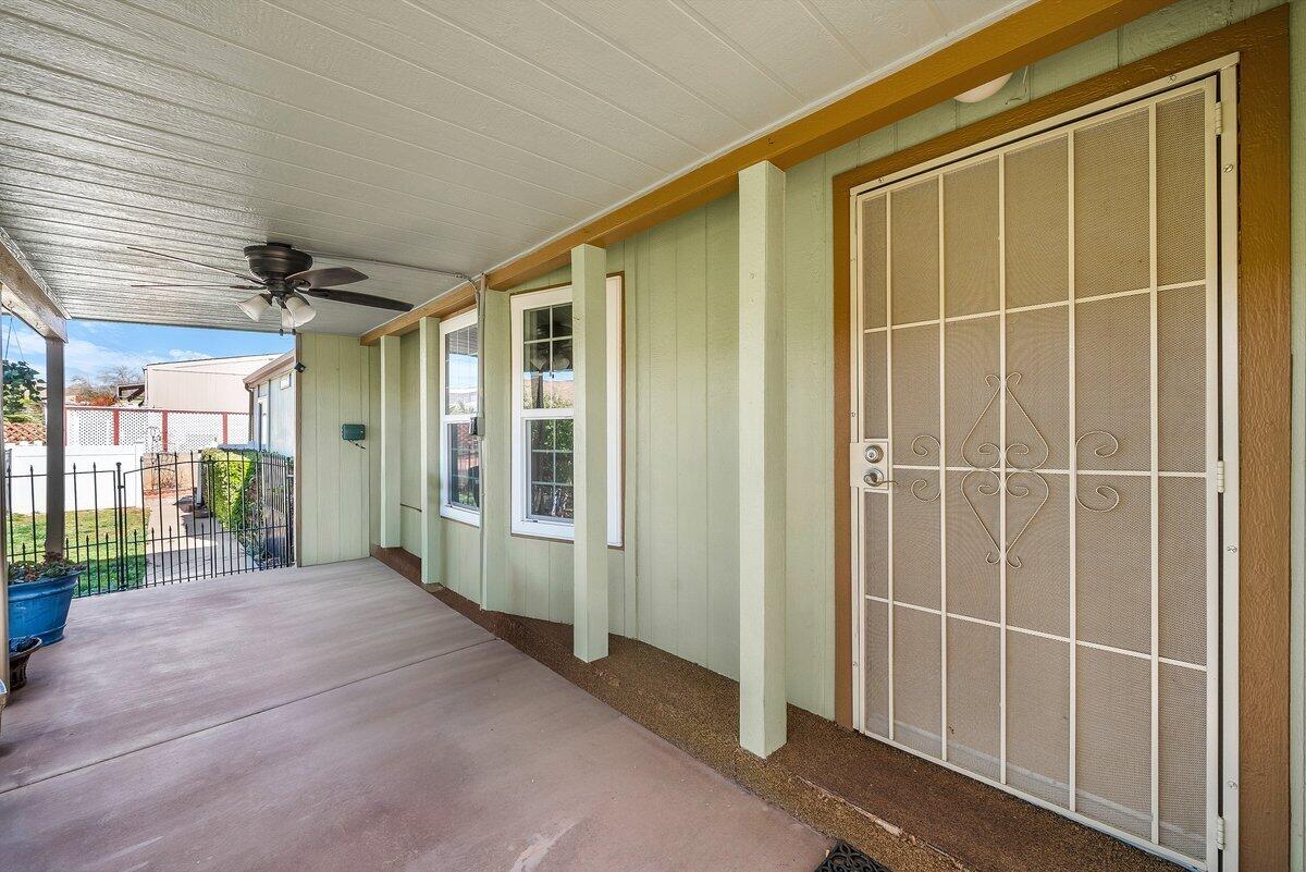 RAINBOW RIDGE MOBILE HOME PARK - Residential