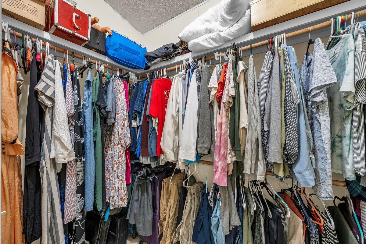 RAINBOW RIDGE MOBILE HOME PARK - Residential