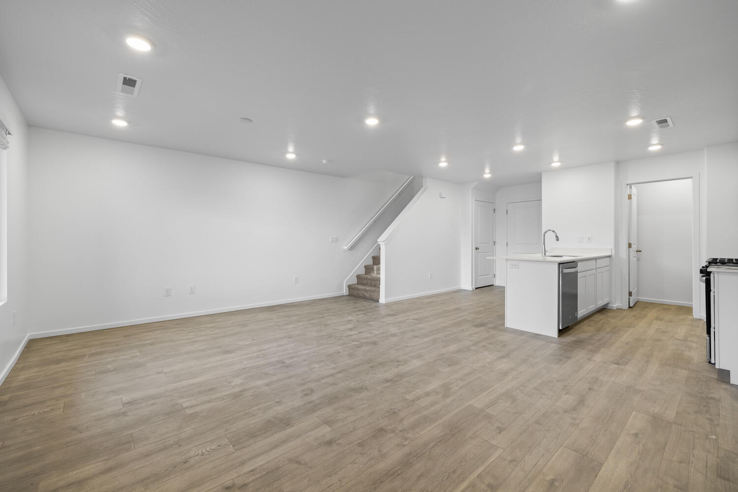 LAVENDER CANYON AT LONG VALLEY - Residential