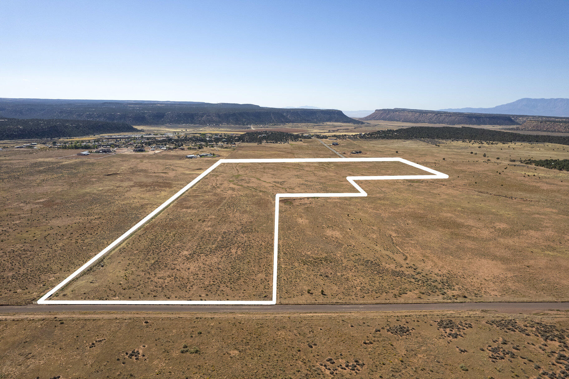 APPLE VALLEY TOWNSITE - Land