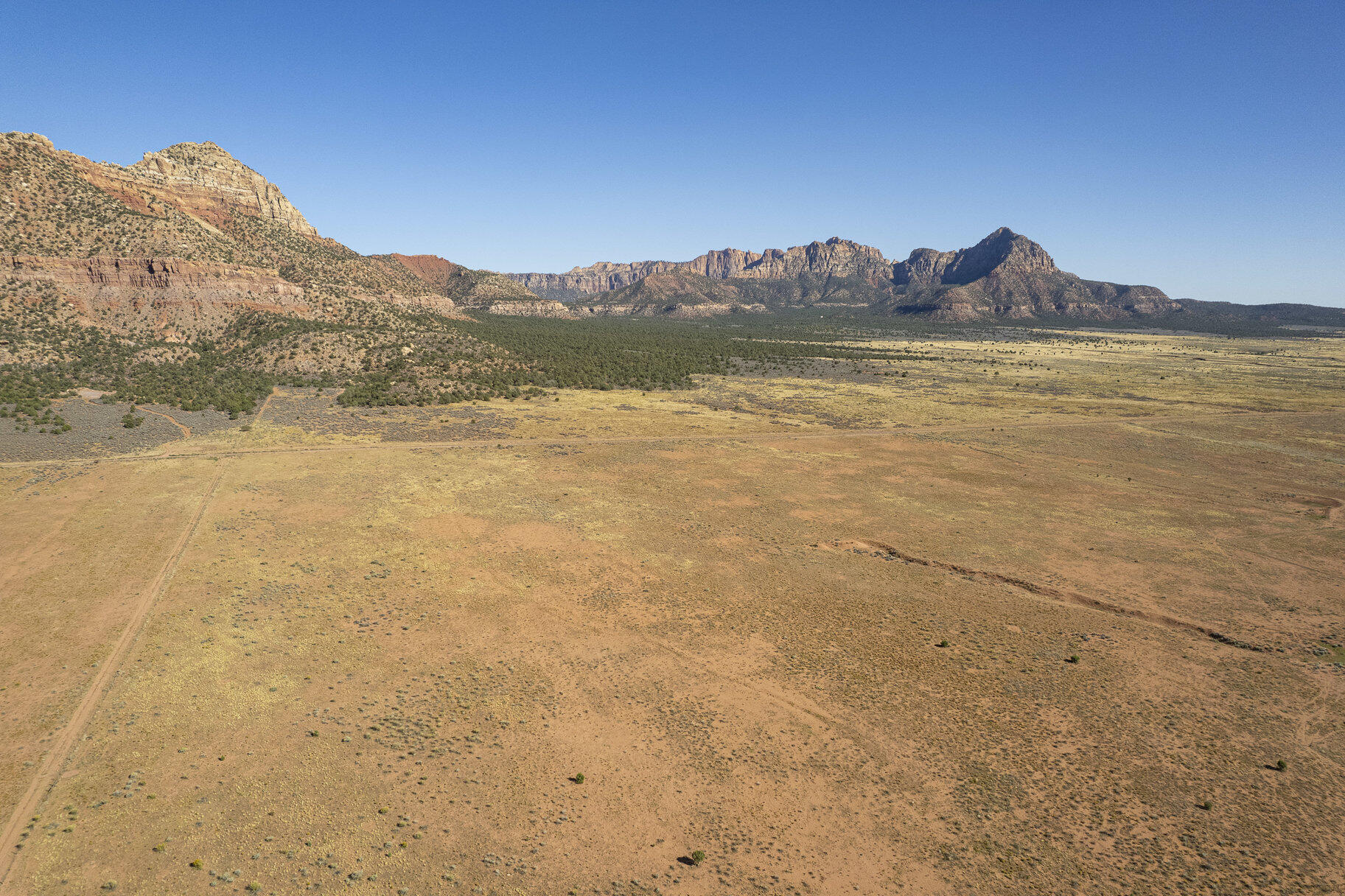 APPLE VALLEY TOWNSITE - Land