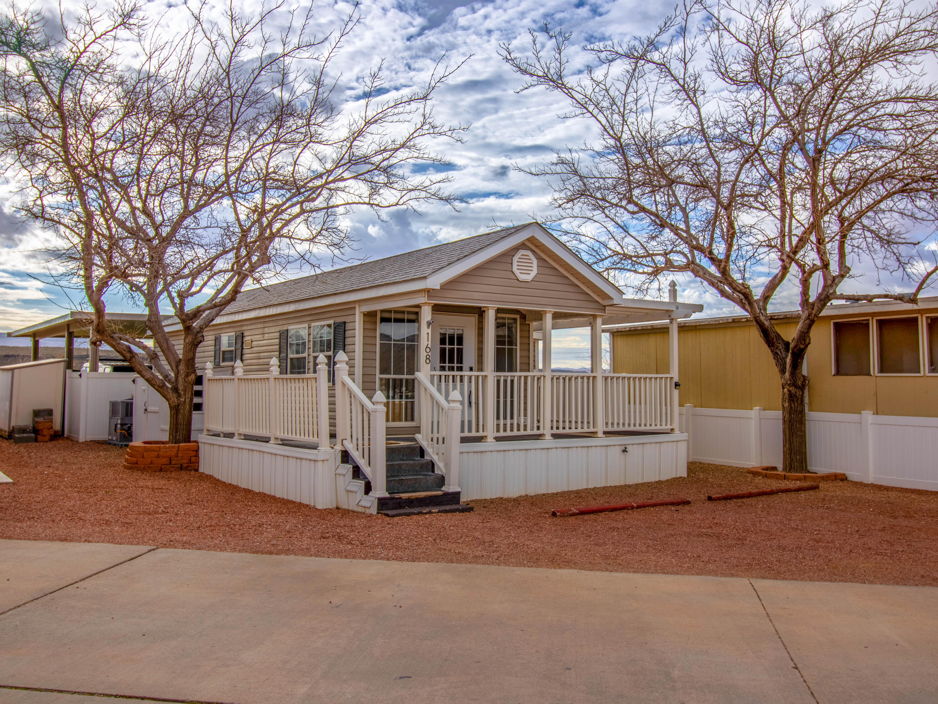 ZIONS GATE RV - Residential