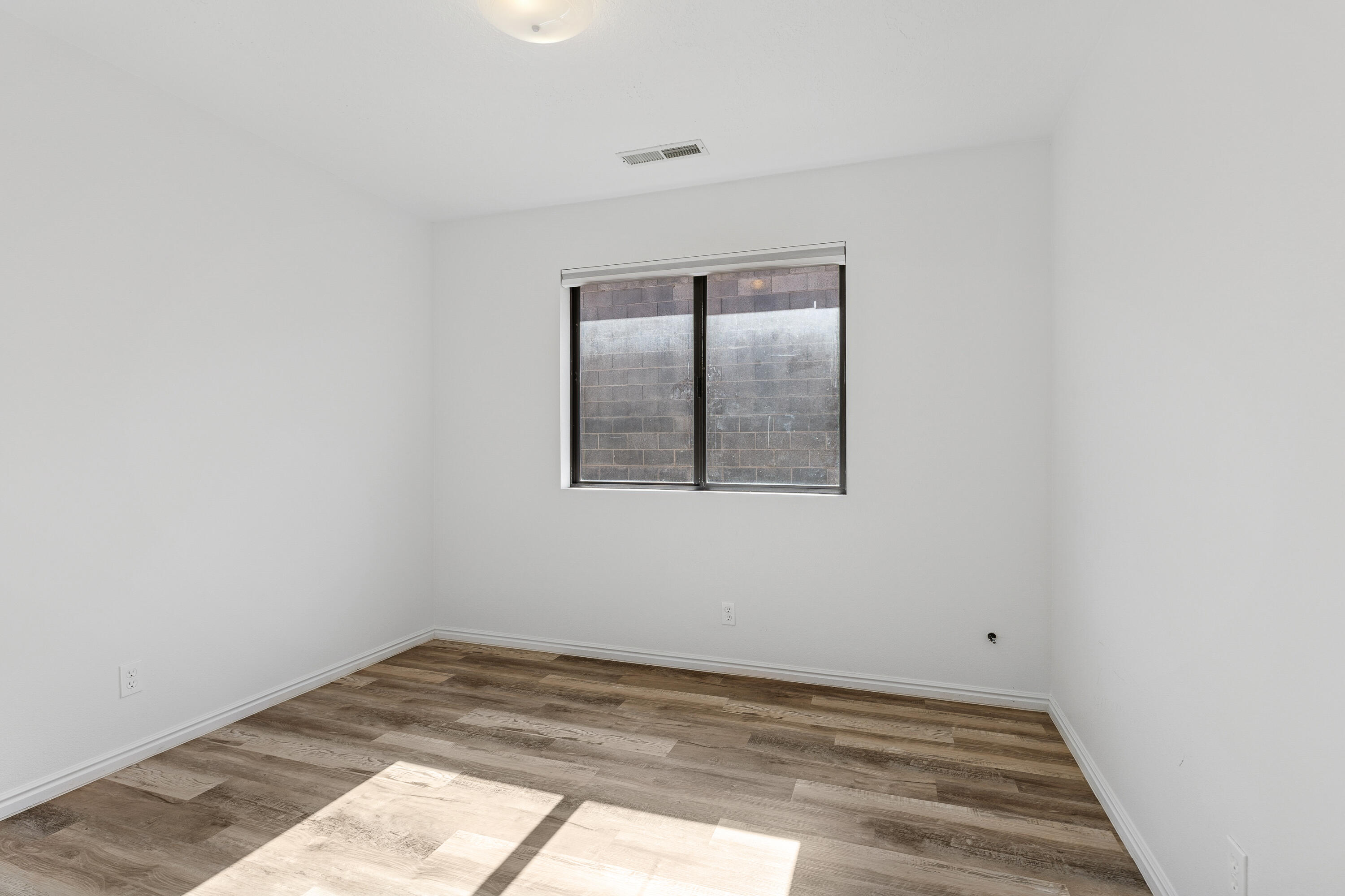 SPANISH PALMS TOWNHOMES - Residential