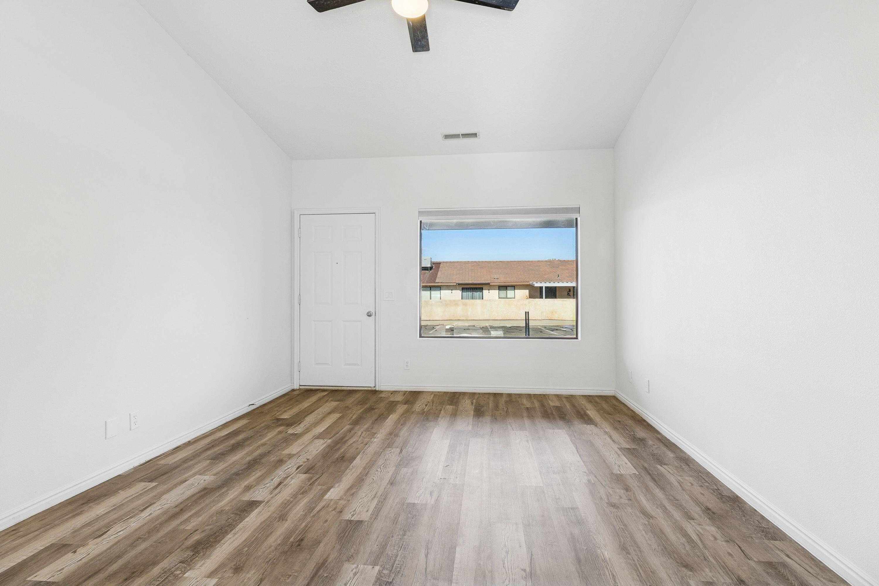 SPANISH PALMS TOWNHOMES - Residential