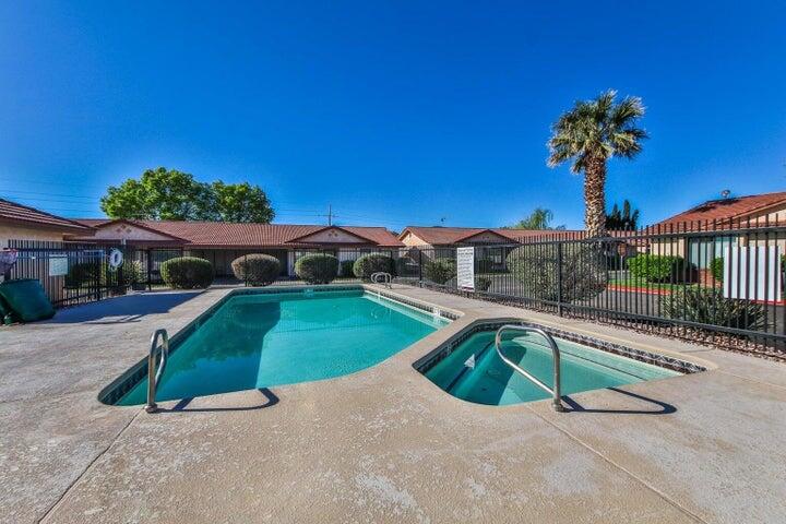 SPANISH PALMS TOWNHOMES - Residential