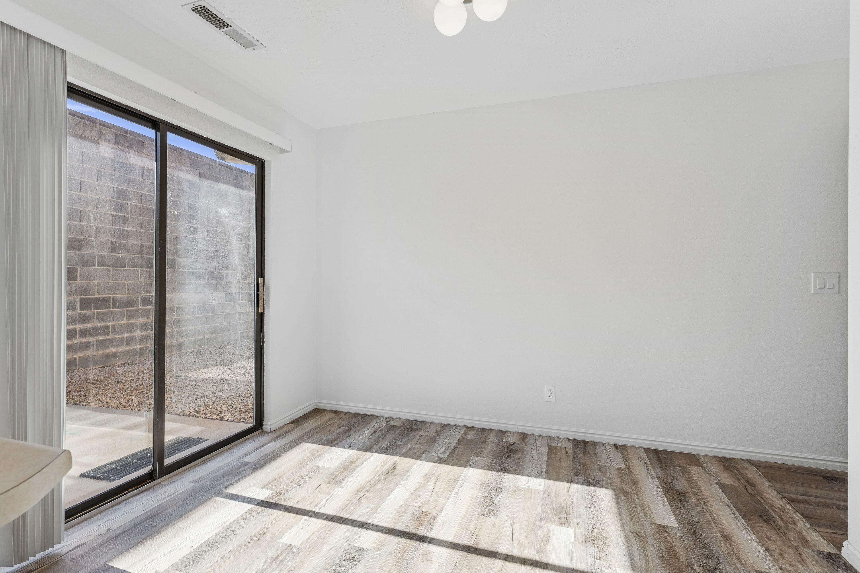 SPANISH PALMS TOWNHOMES - Residential