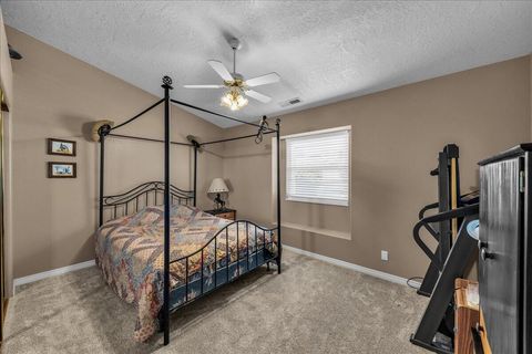 Tiny photo for 665 N Dusk DR, Saint George, UT 84770 (MLS # 25-266159)
