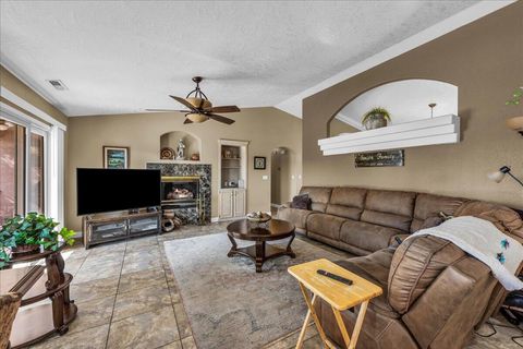 Tiny photo for 665 N Dusk DR, Saint George, UT 84770 (MLS # 25-266159)